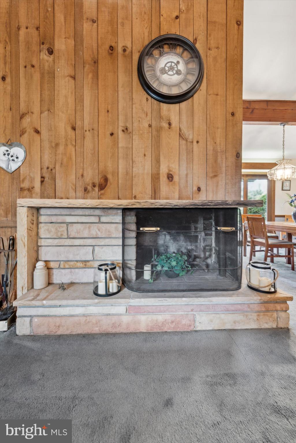 HOLIDAY FARMS - Residential