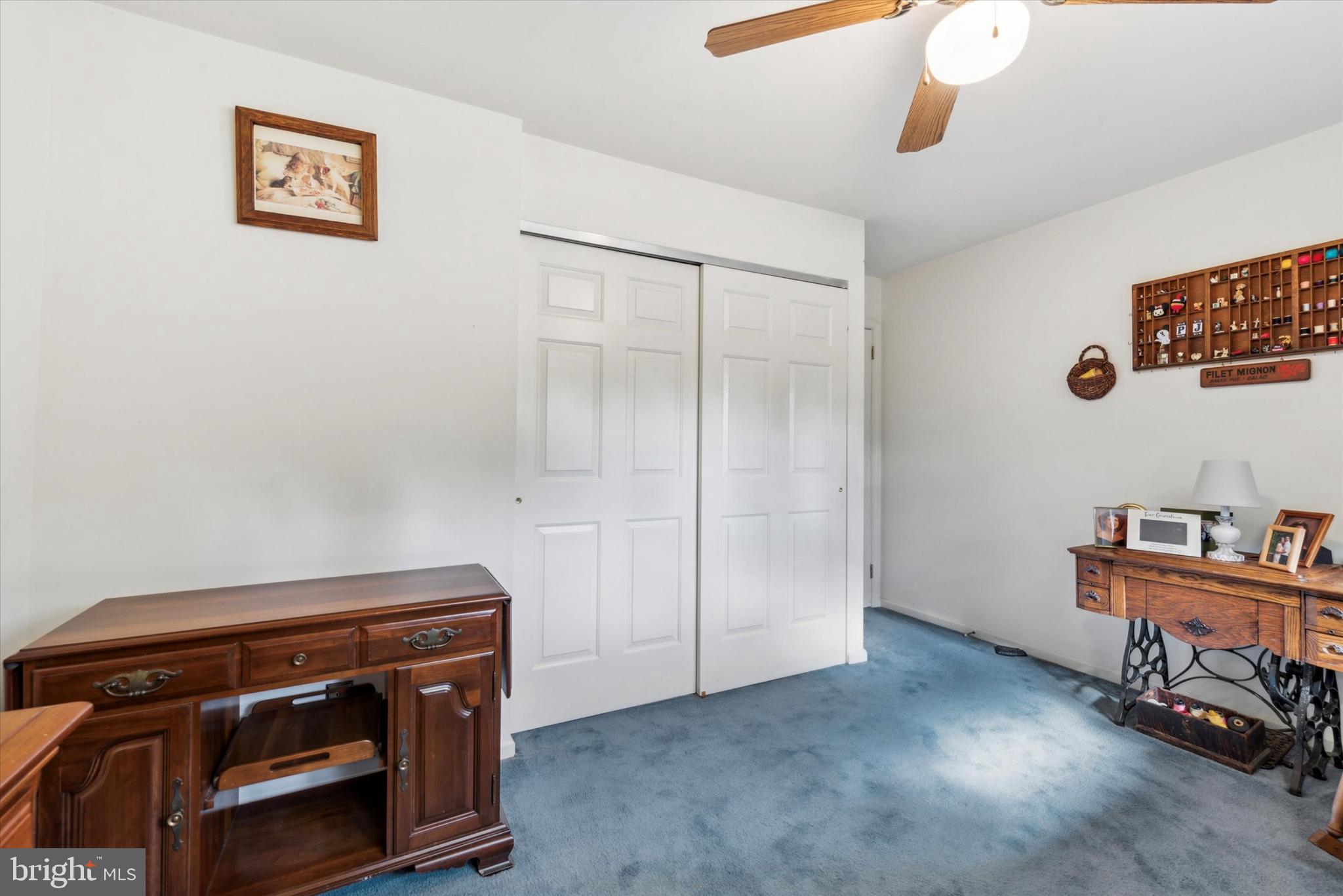 HOLIDAY FARMS - Residential