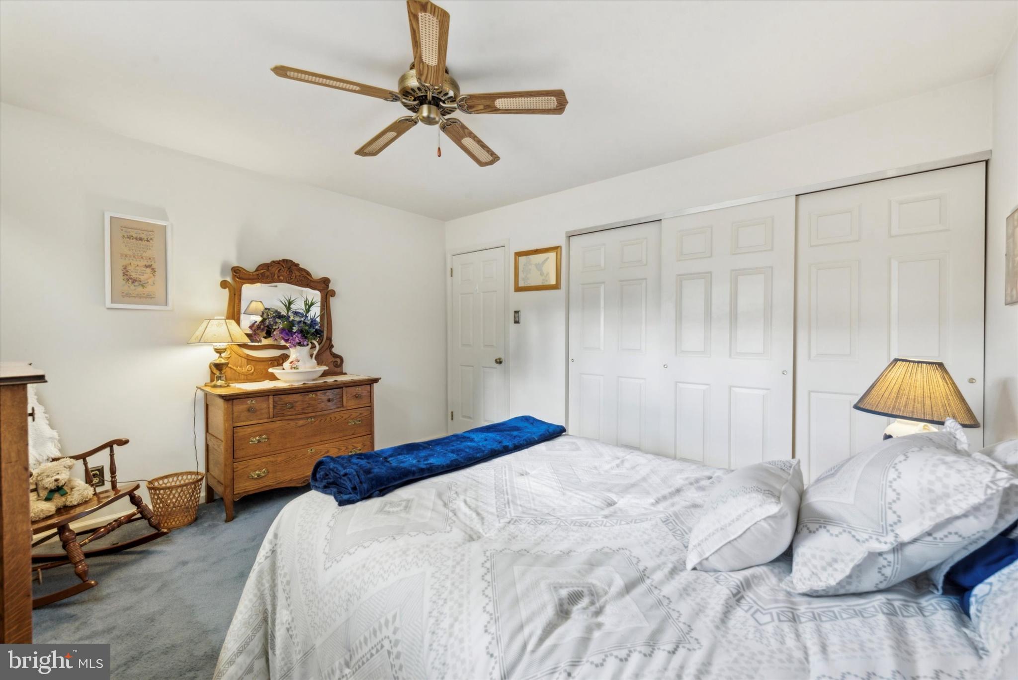 HOLIDAY FARMS - Residential