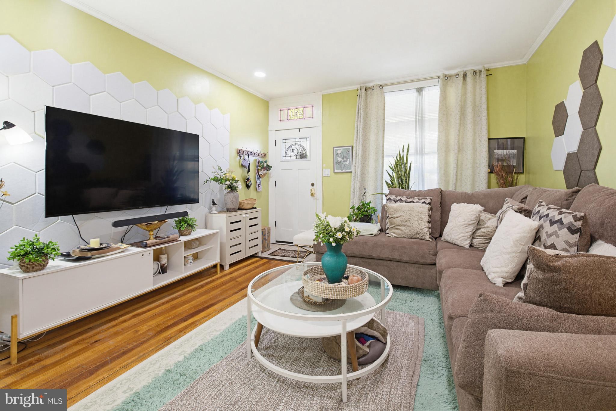 AMITY GARDENS - Residential