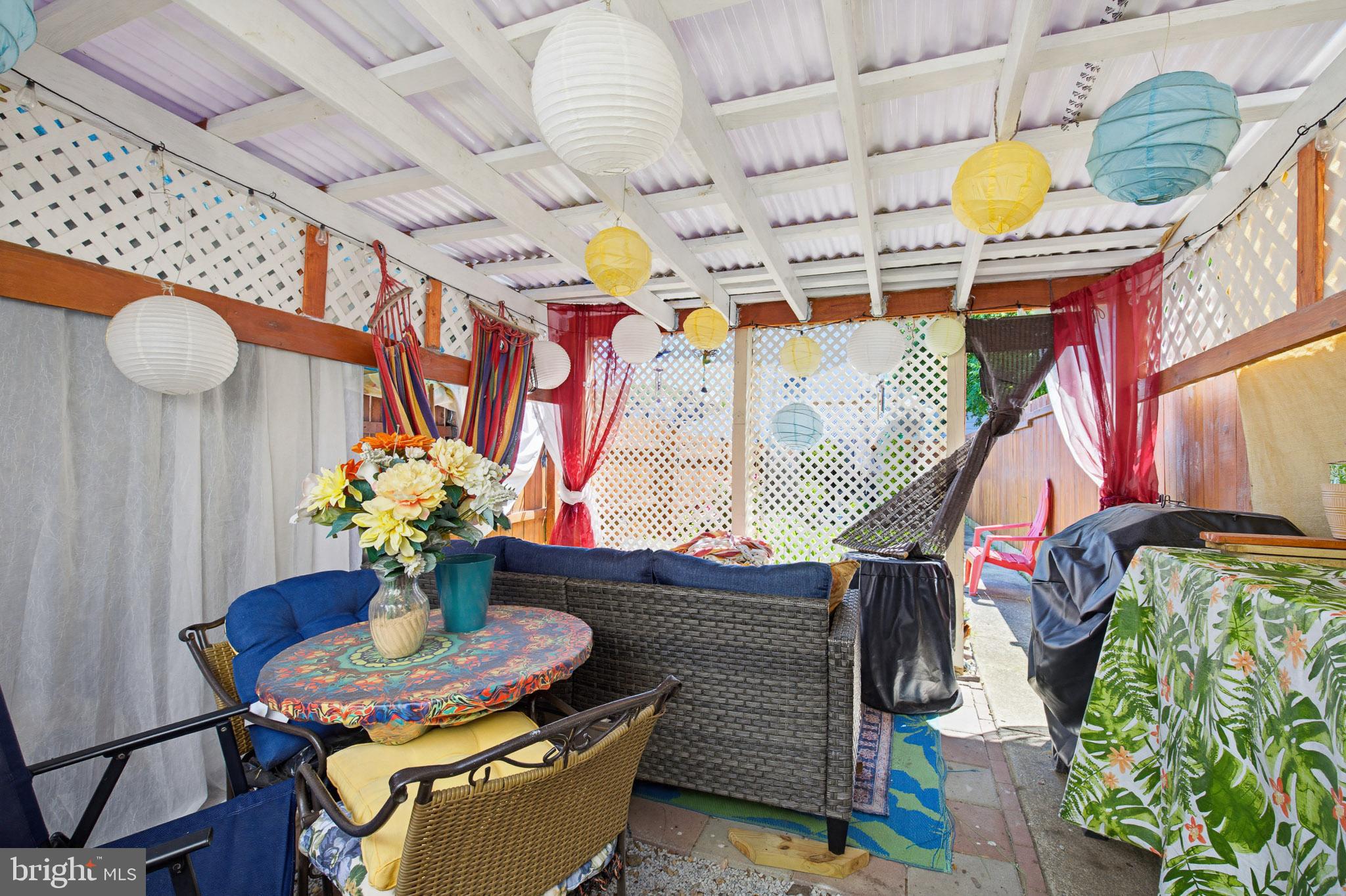 AMITY GARDENS - Residential