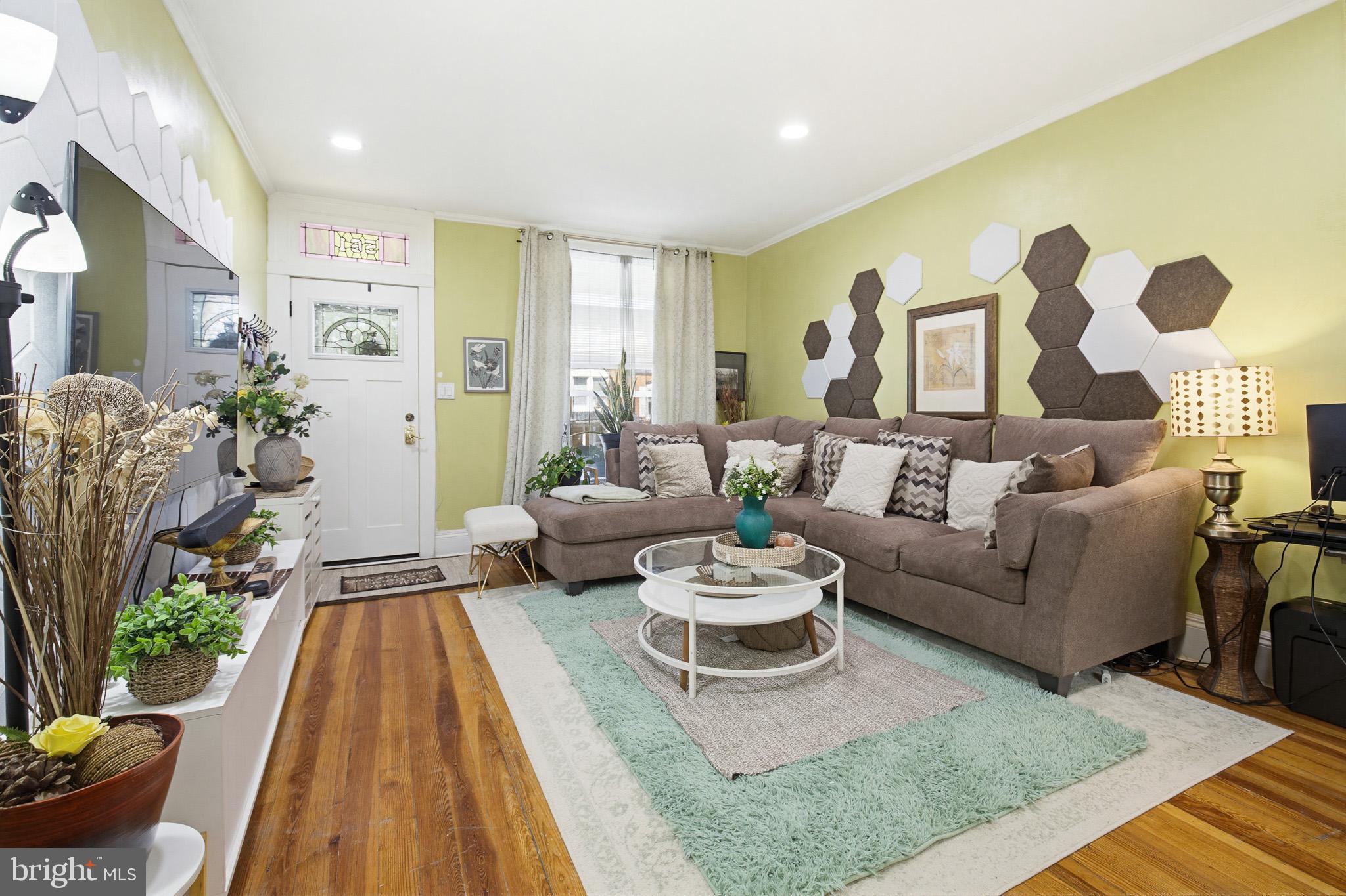 AMITY GARDENS - Residential