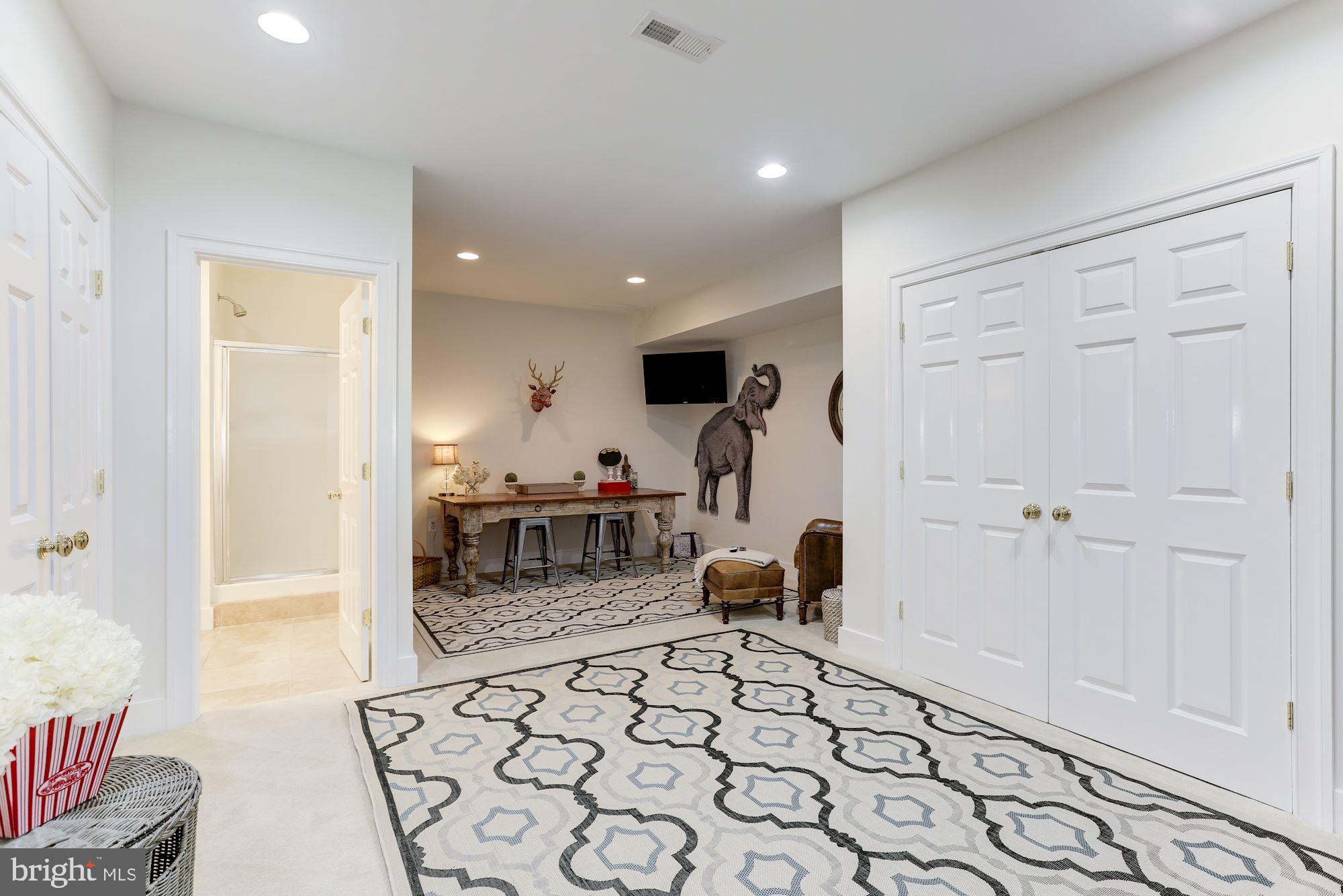GREYSTONE - Residential