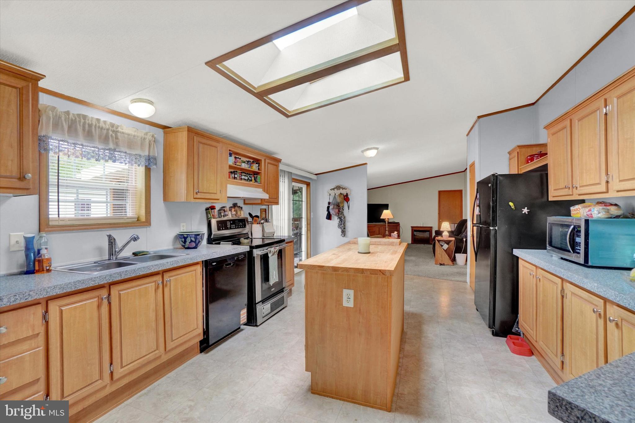 NEWBERRY ESTATES MHP - Residential