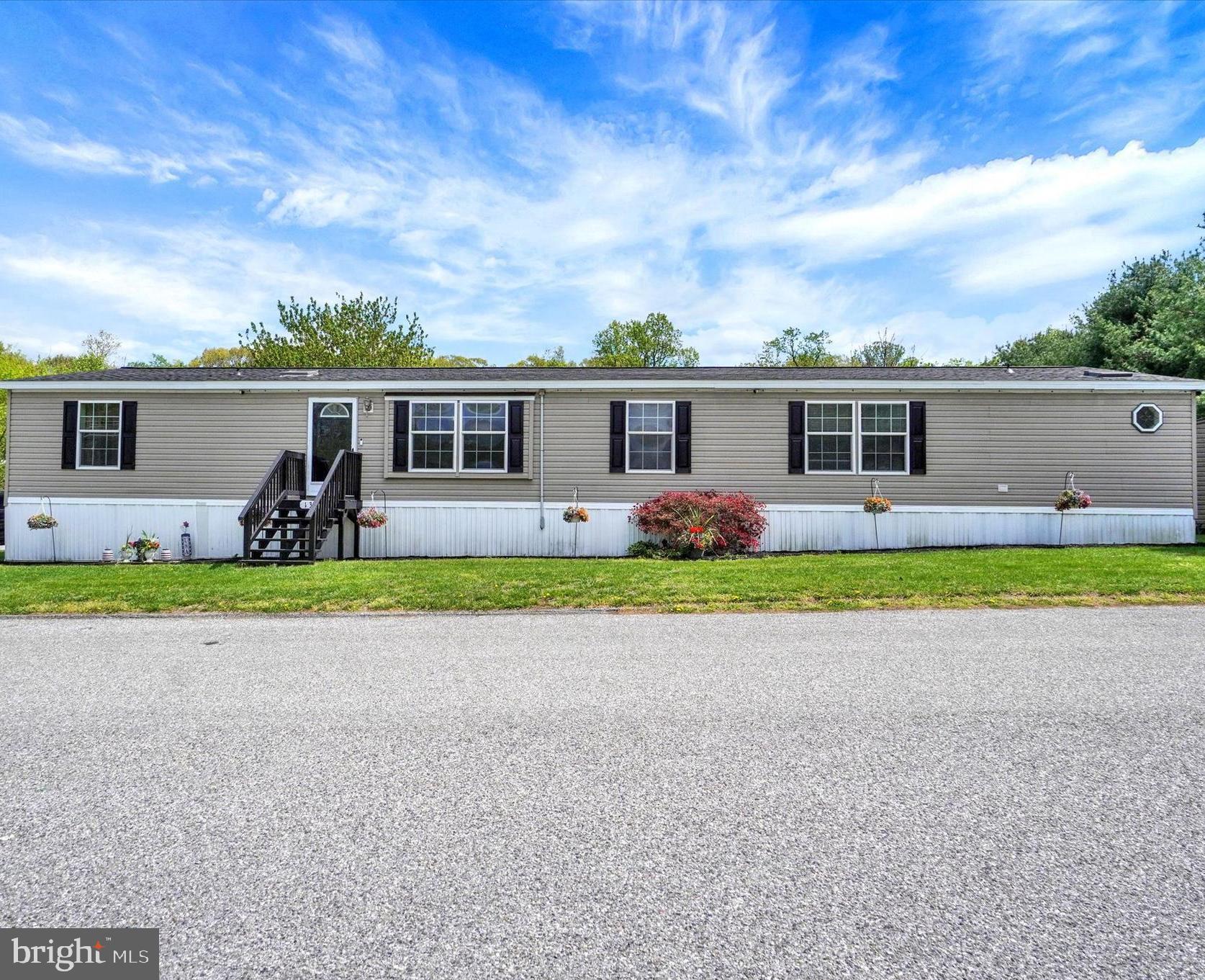 NEWBERRY ESTATES MHP - Residential