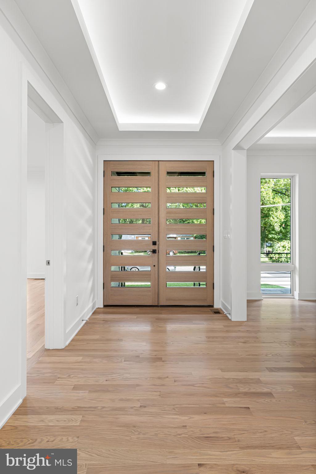 HOLMES RUN HEIGHTS - Residential