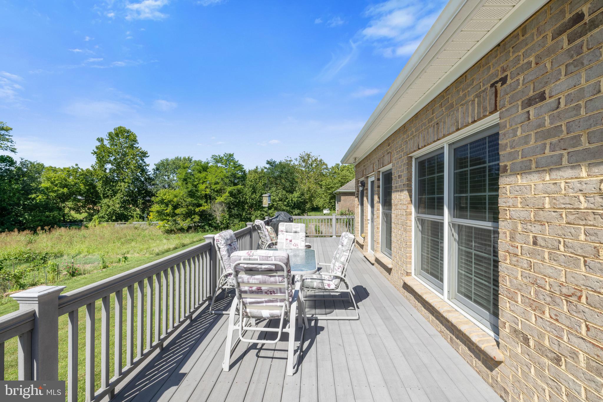 THE VILLAGE AT SMITH CREEK - Residential
