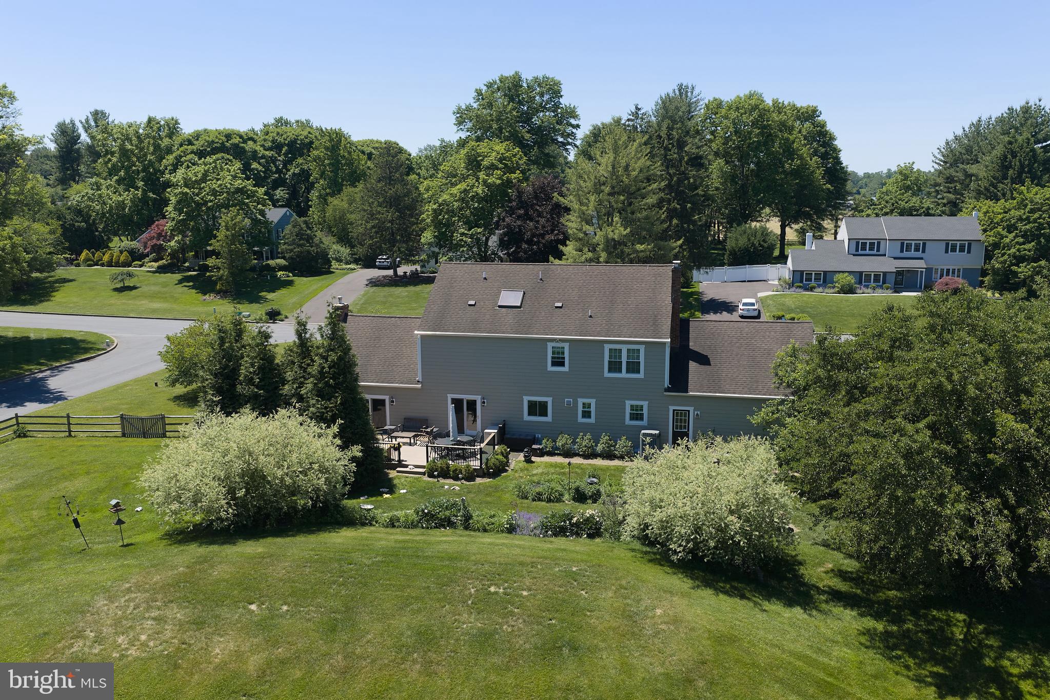 HUNTERS RUN - Residential