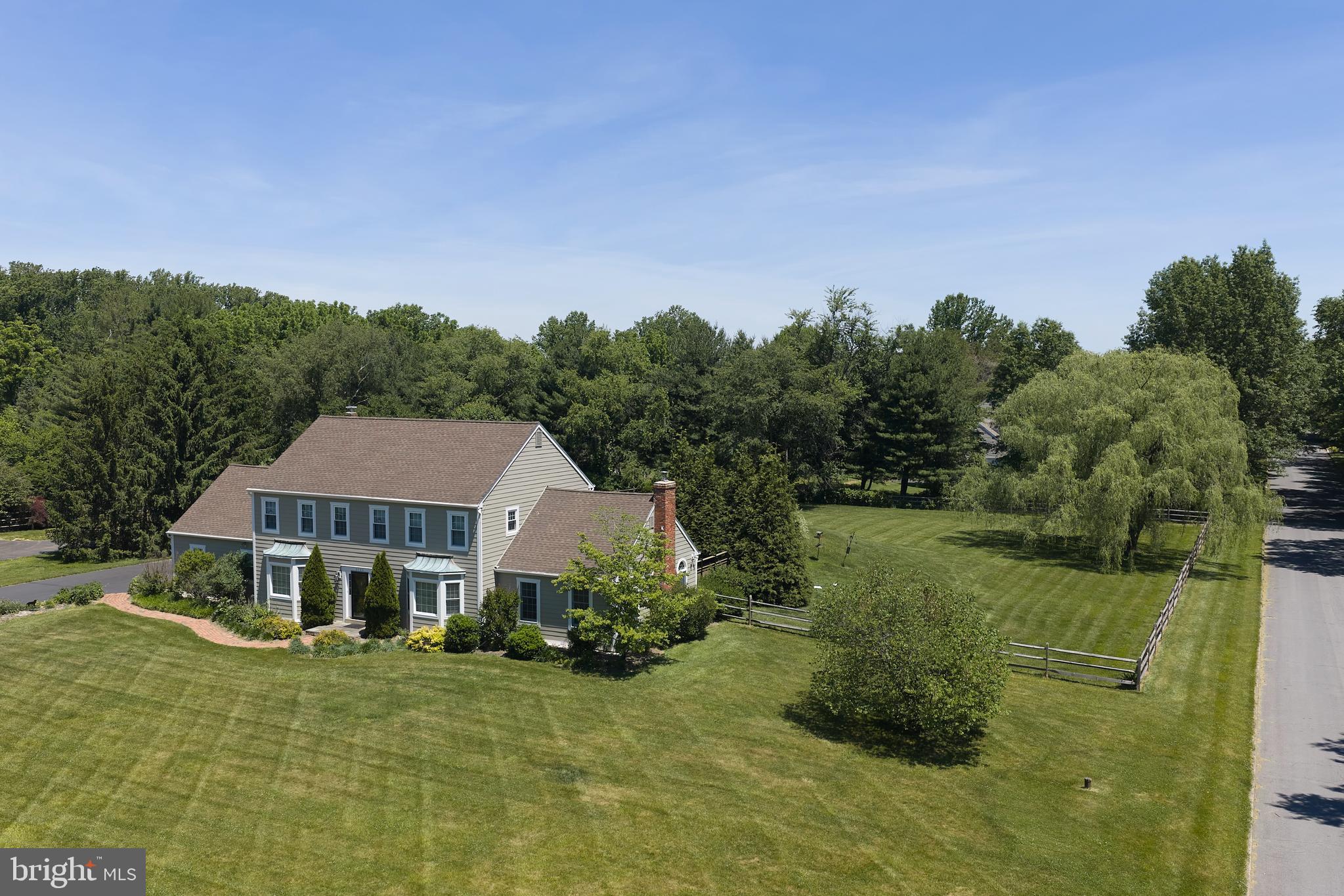 HUNTERS RUN - Residential