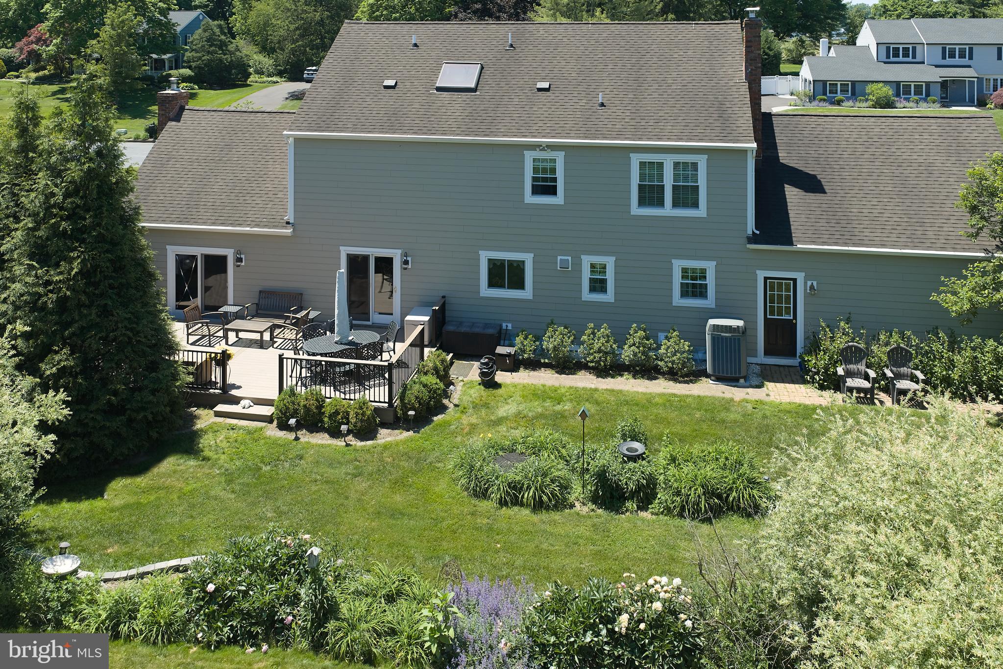 HUNTERS RUN - Residential