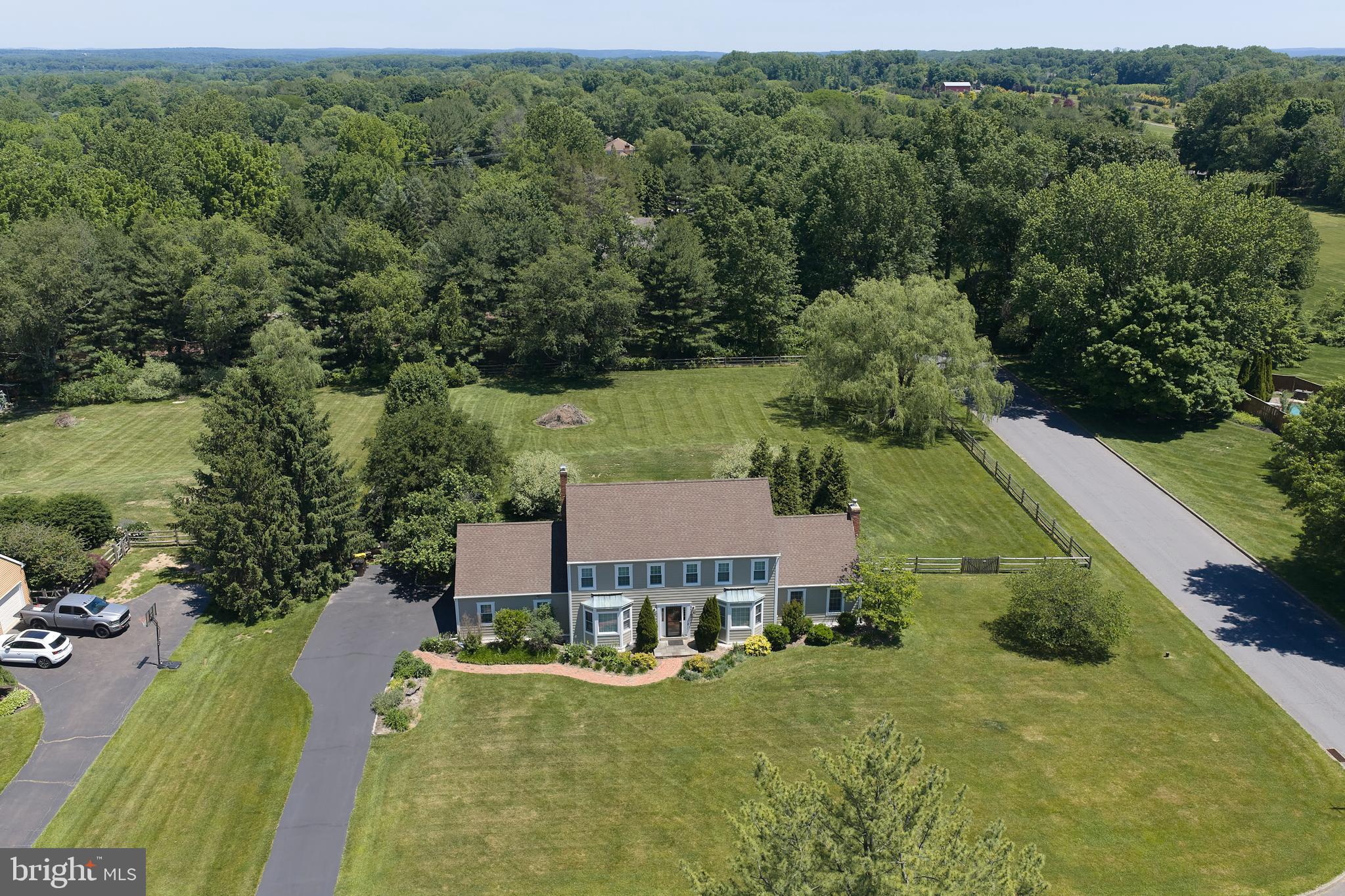 HUNTERS RUN - Residential