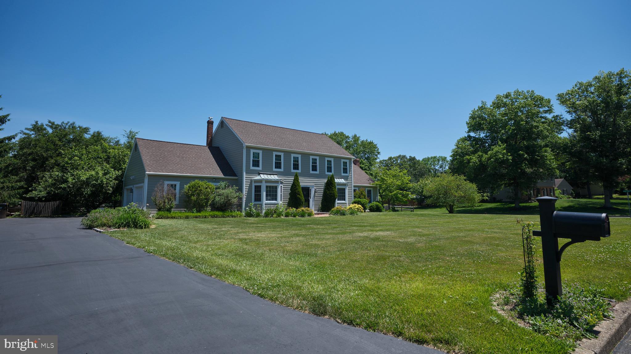 HUNTERS RUN - Residential