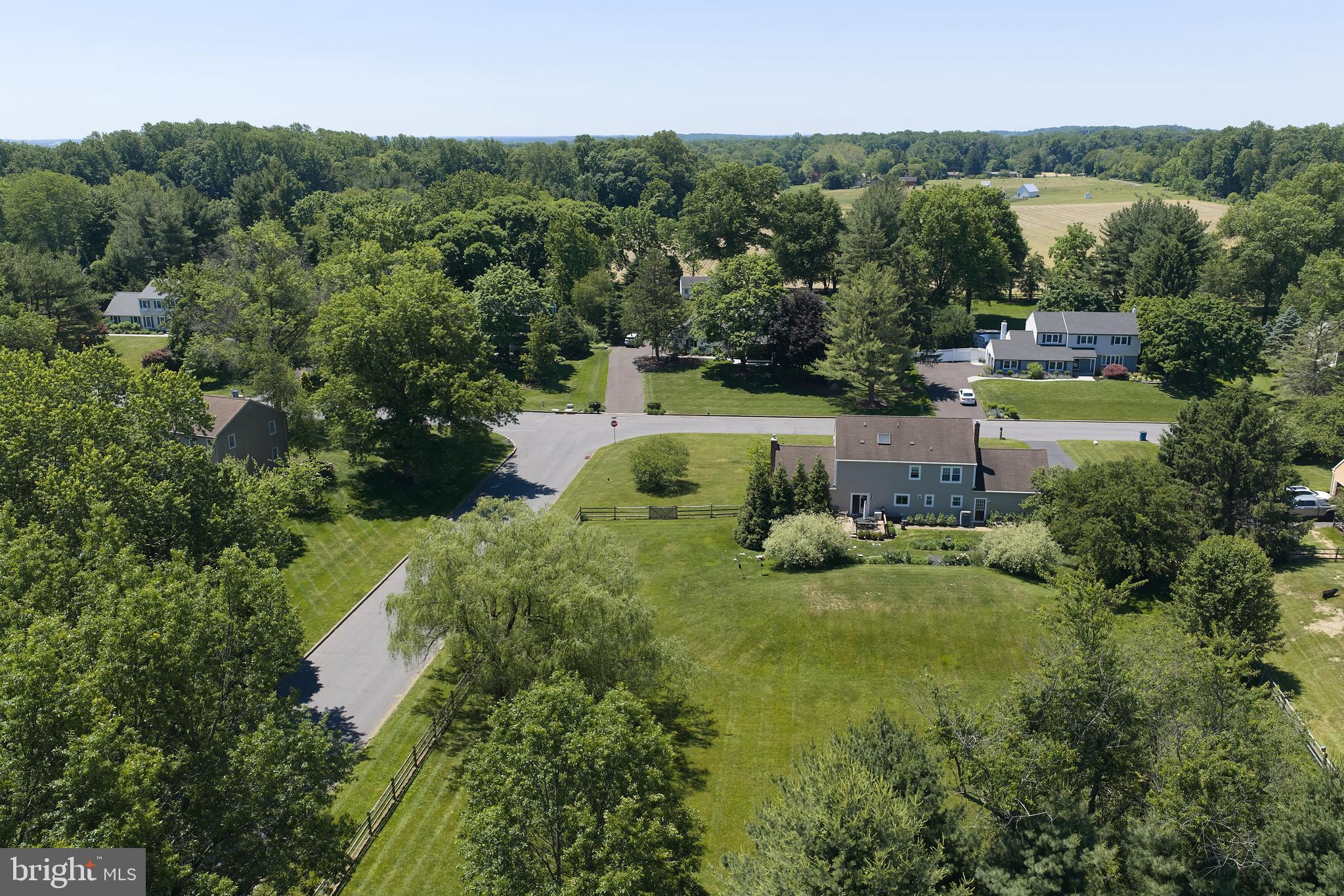 HUNTERS RUN - Residential