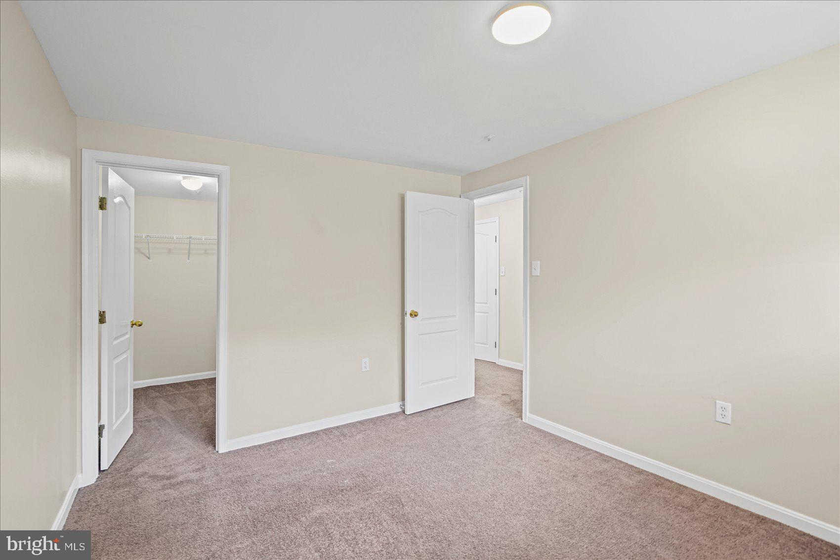 FOXRIDGE - Residential