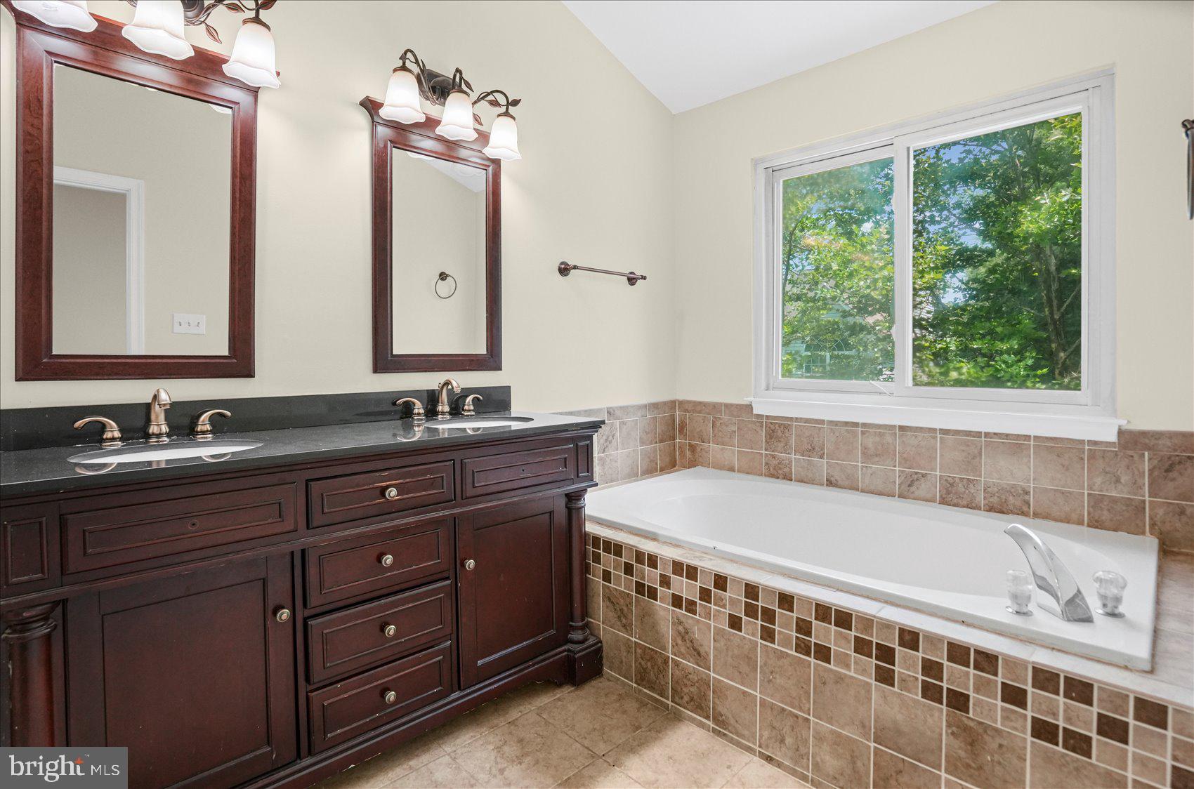 FOXRIDGE - Residential