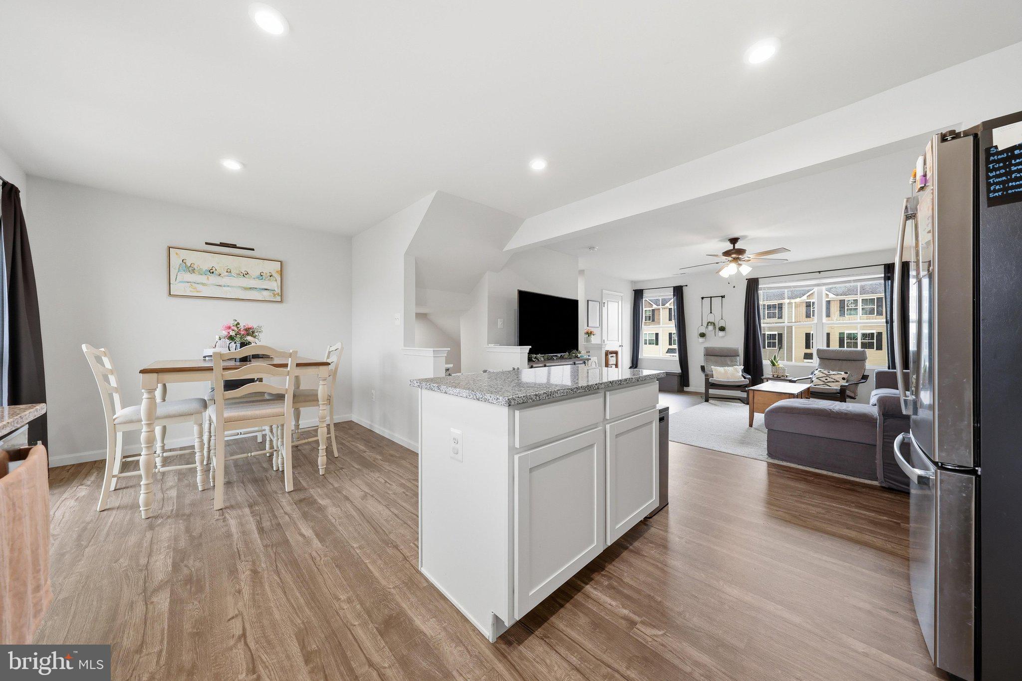 THE LAKES AT MARTINSBURG - Residential