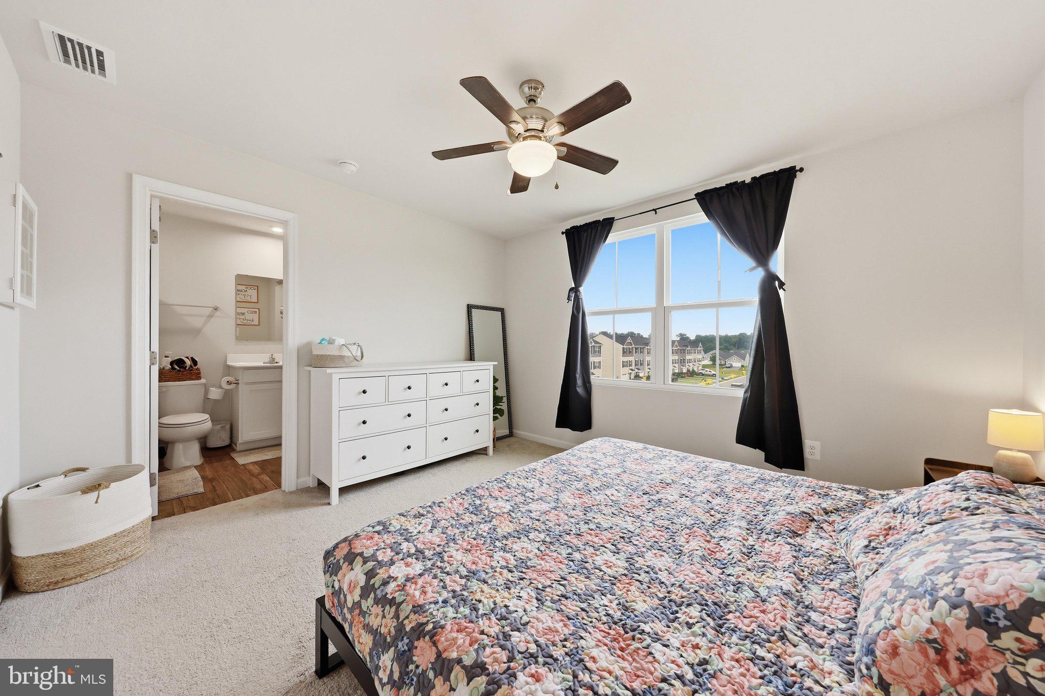 THE LAKES AT MARTINSBURG - Residential