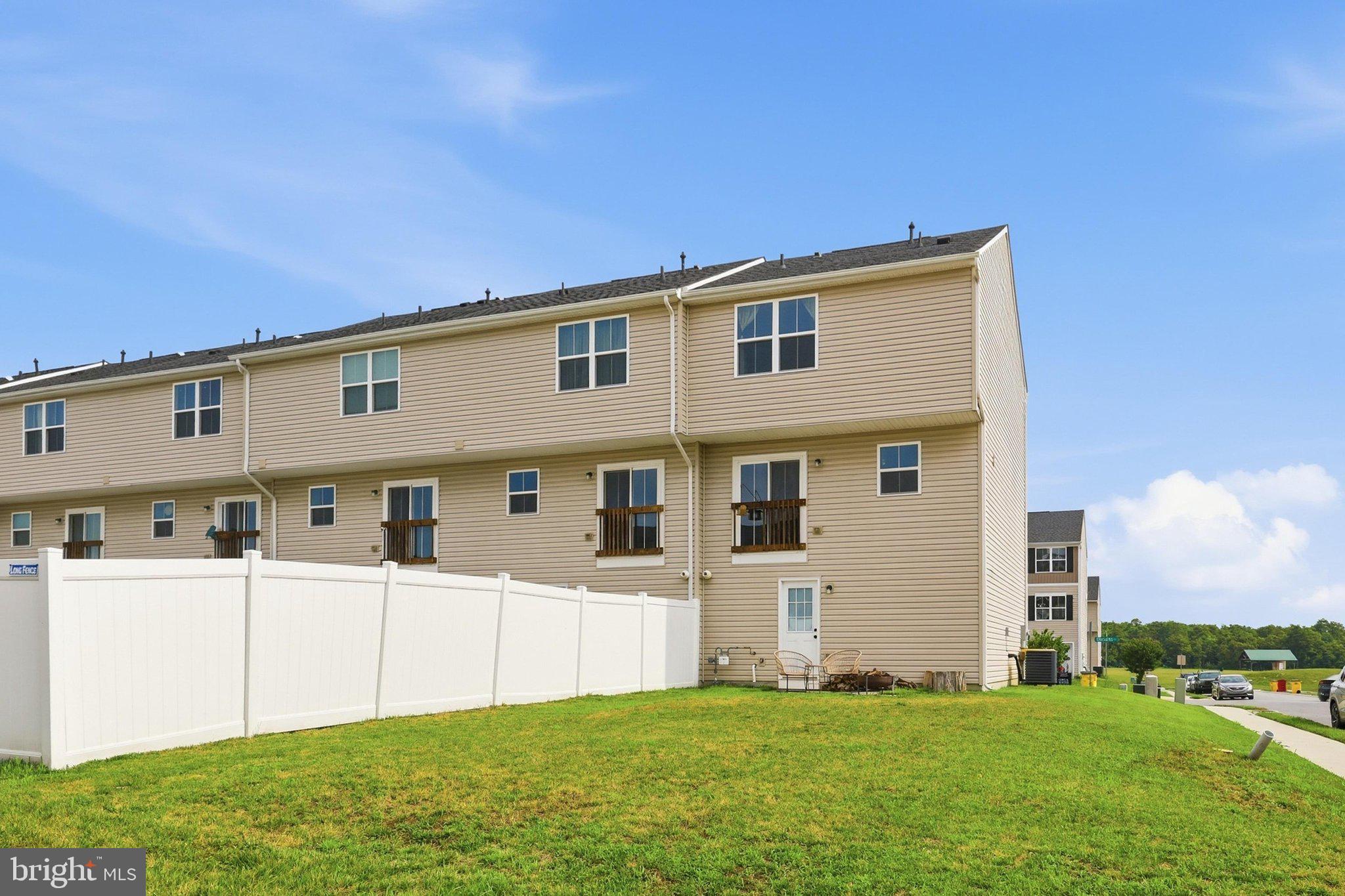 THE LAKES AT MARTINSBURG - Residential