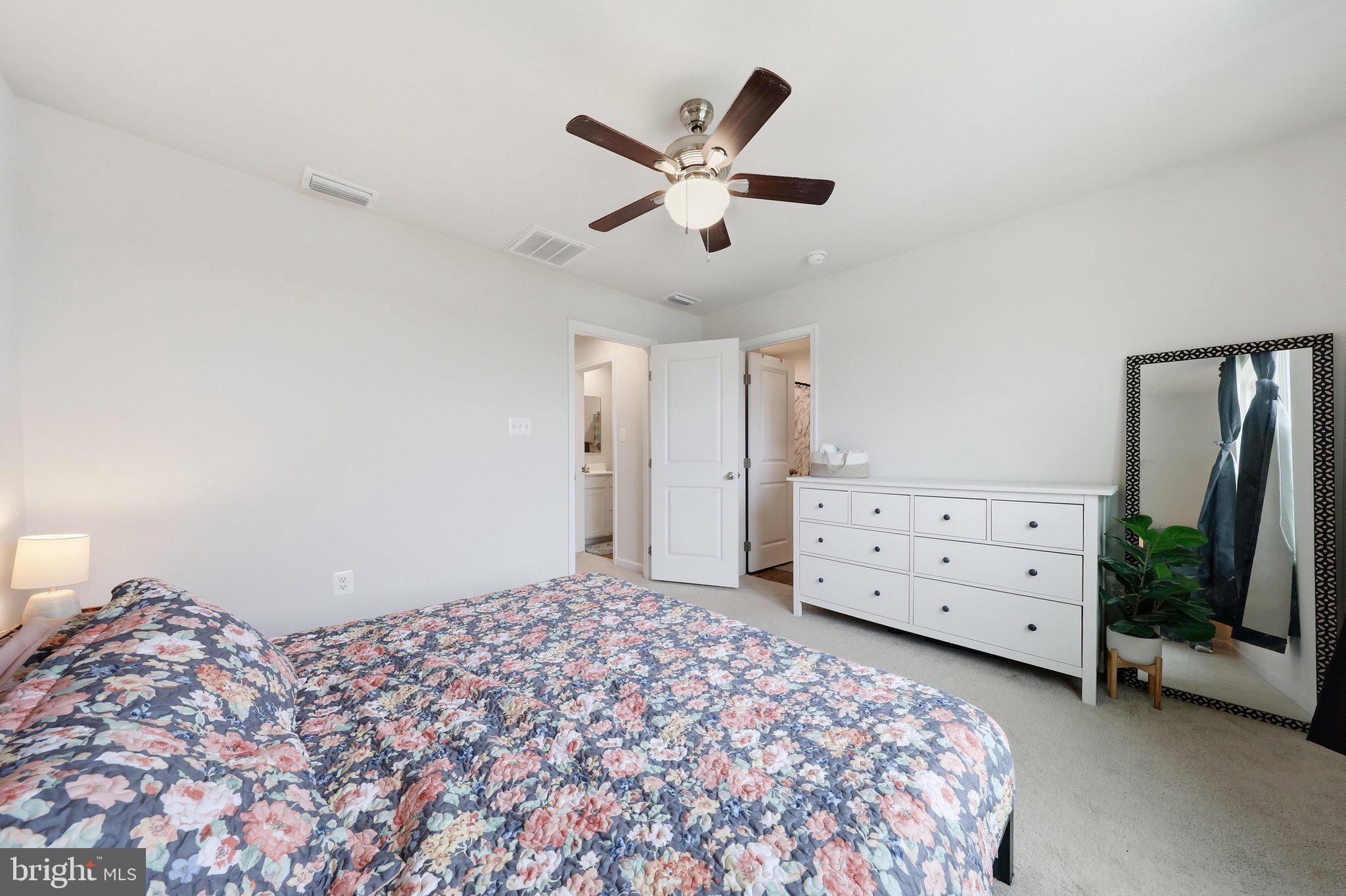 THE LAKES AT MARTINSBURG - Residential