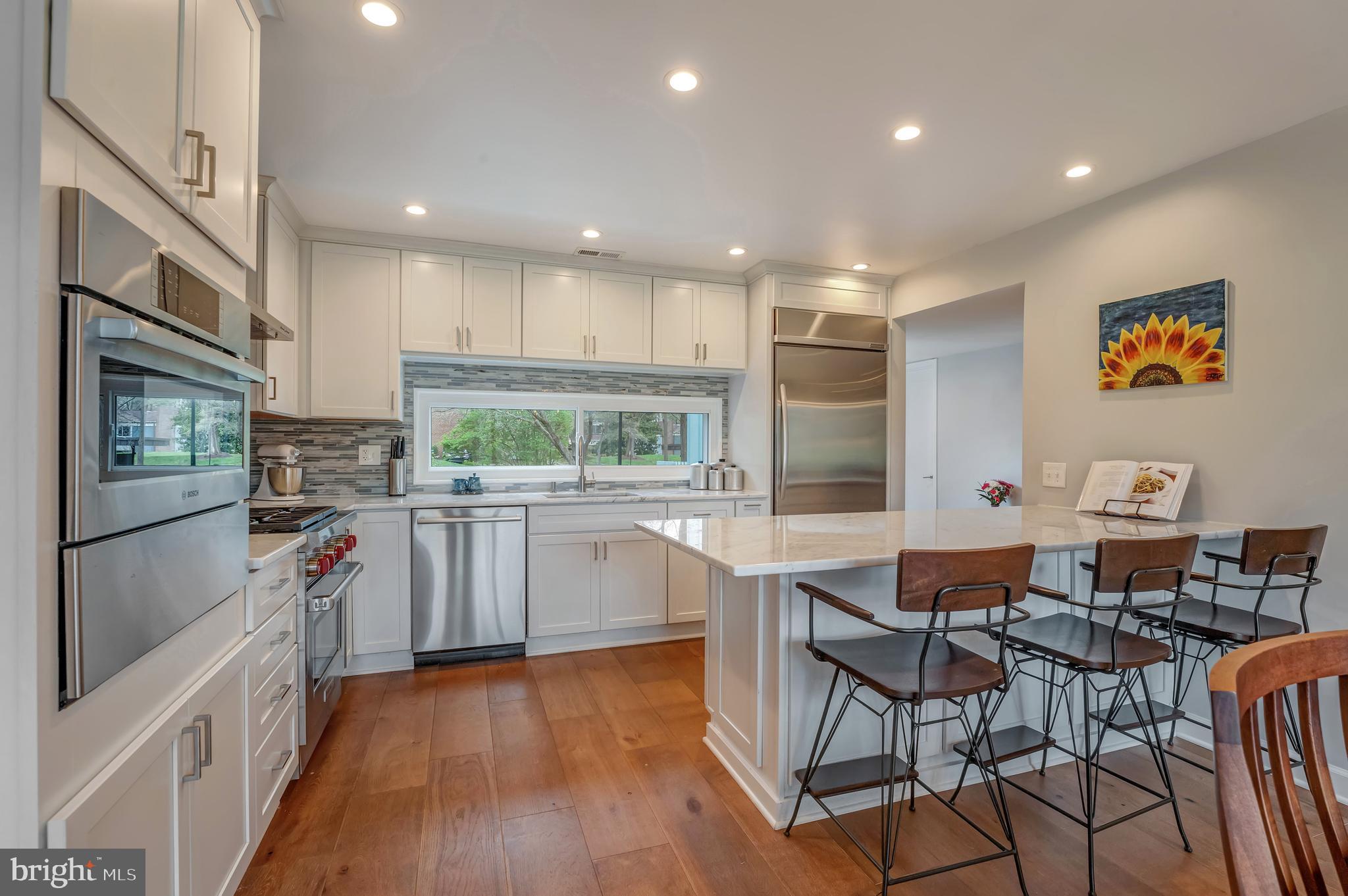 RESTON - Residential