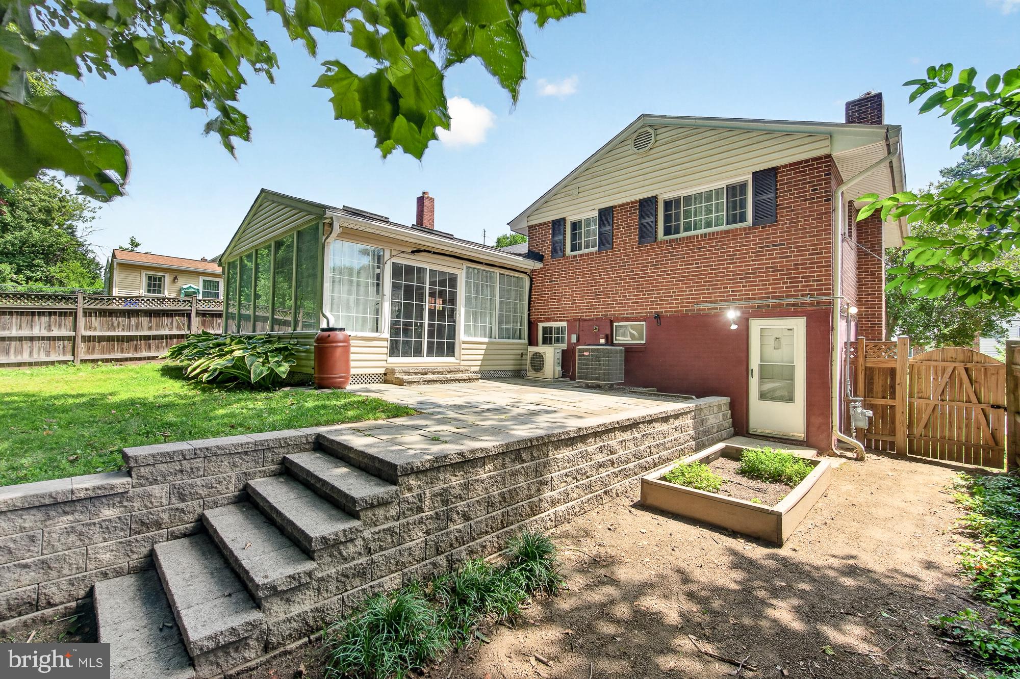 CARROLL KNOLLS - Residential