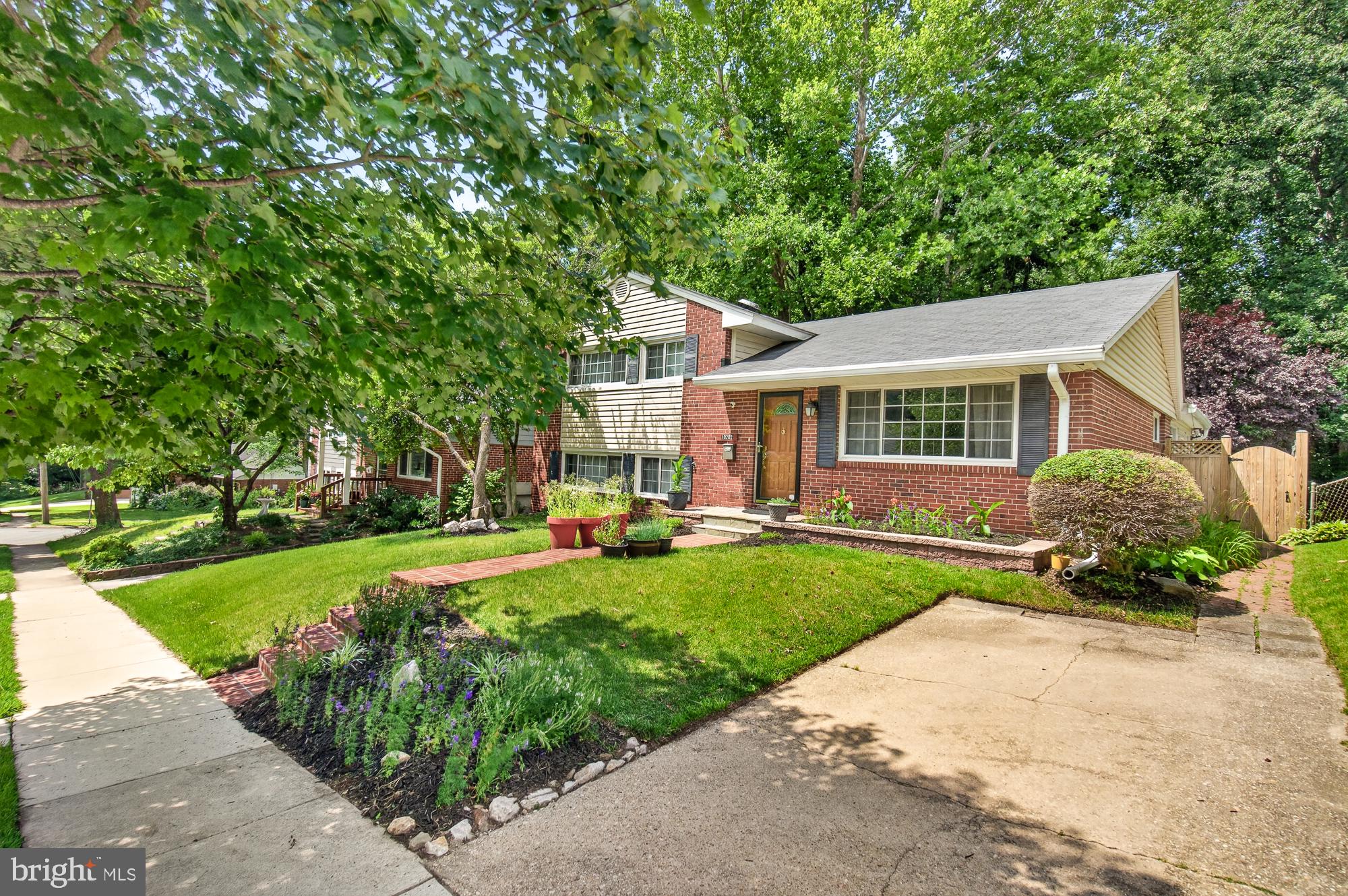 CARROLL KNOLLS - Residential