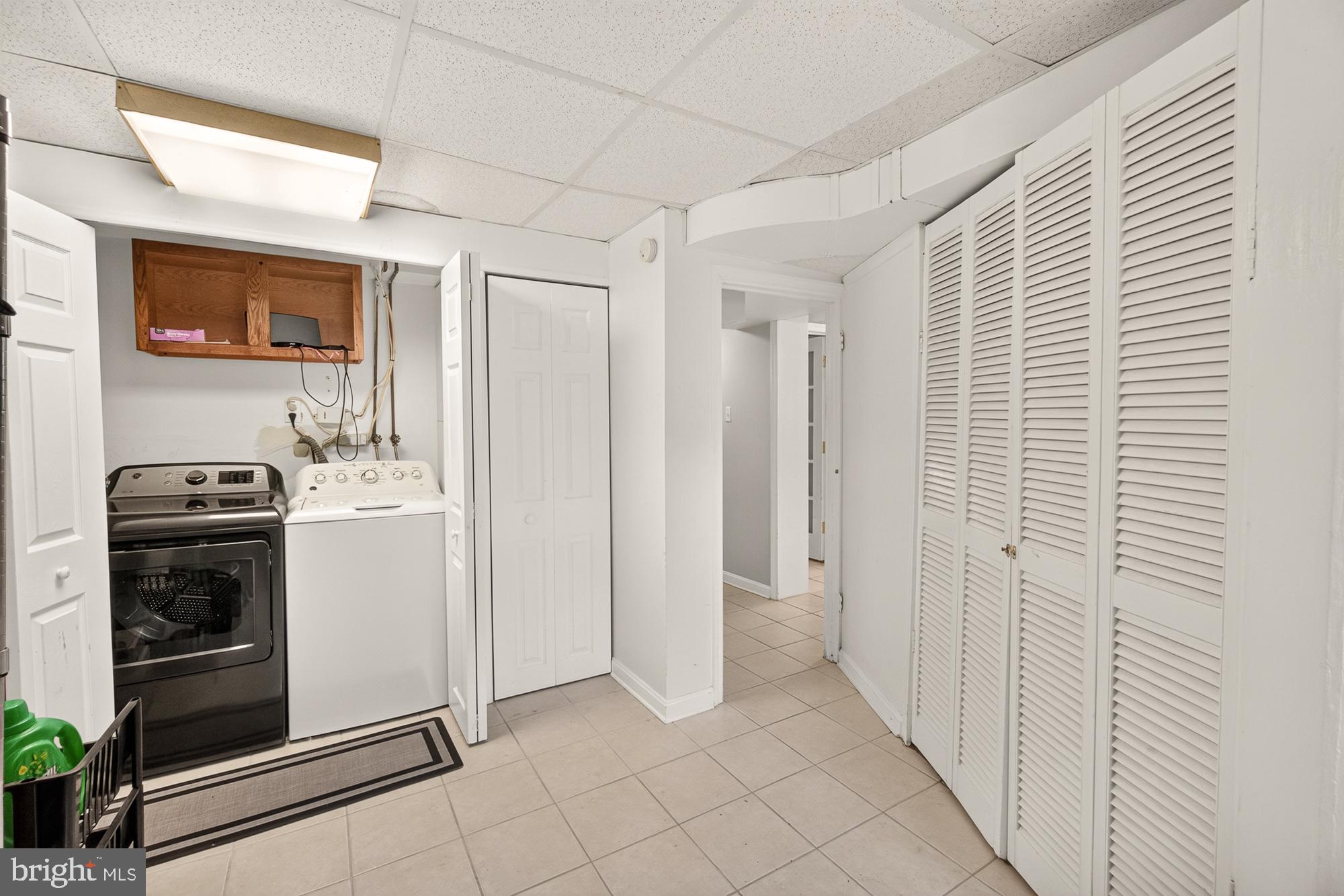 CARROLL KNOLLS - Residential
