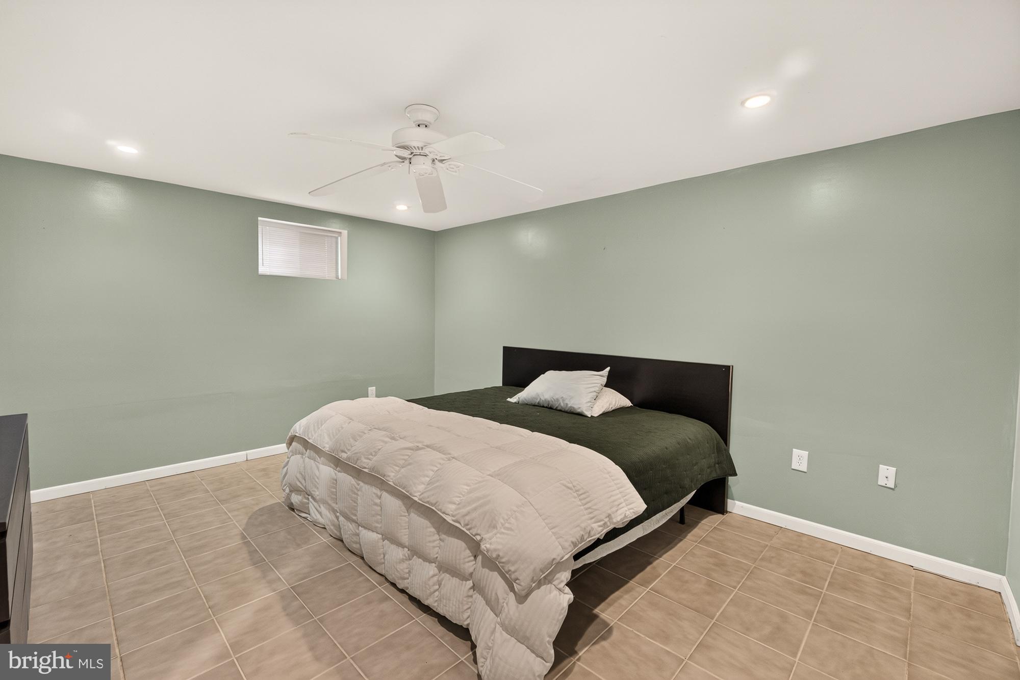 CARROLL KNOLLS - Residential