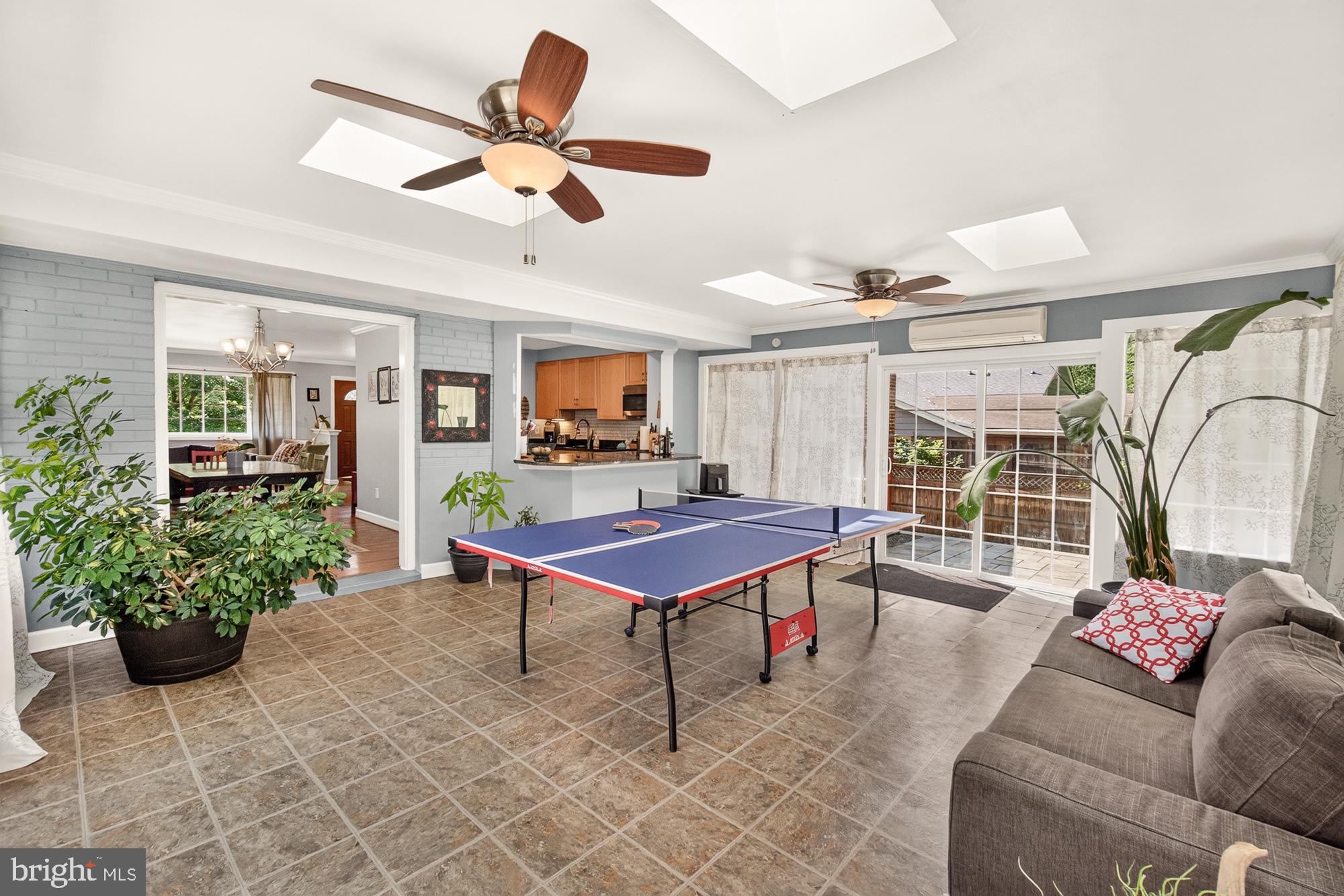 CARROLL KNOLLS - Residential