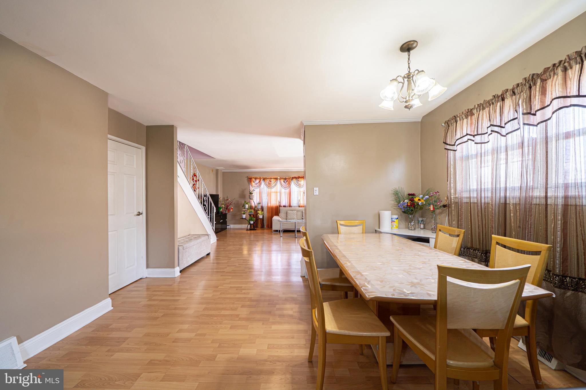 BUSTLETON - Residential