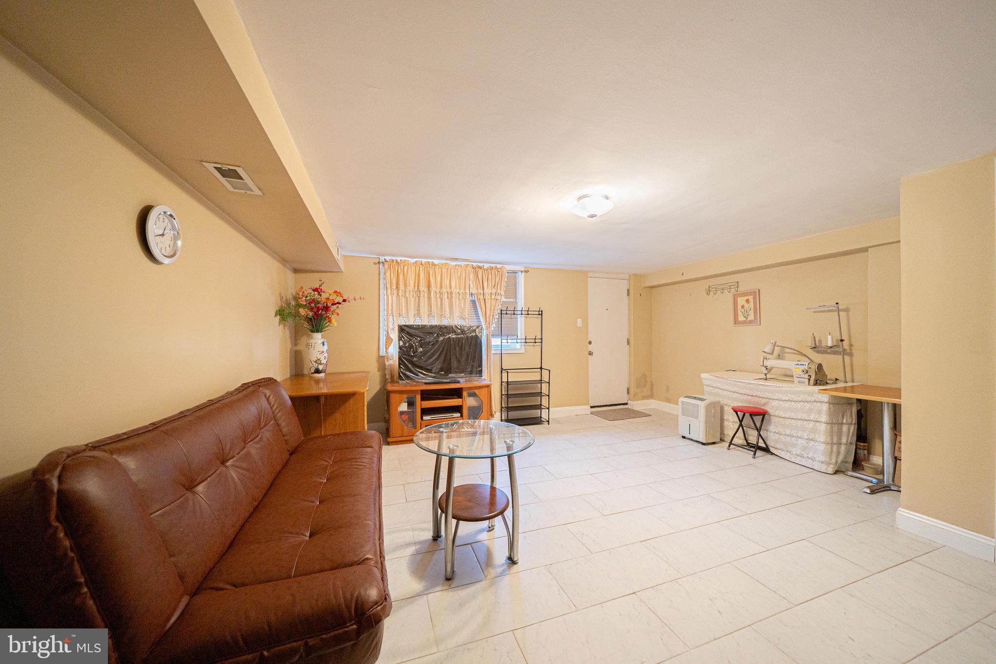 BUSTLETON - Residential