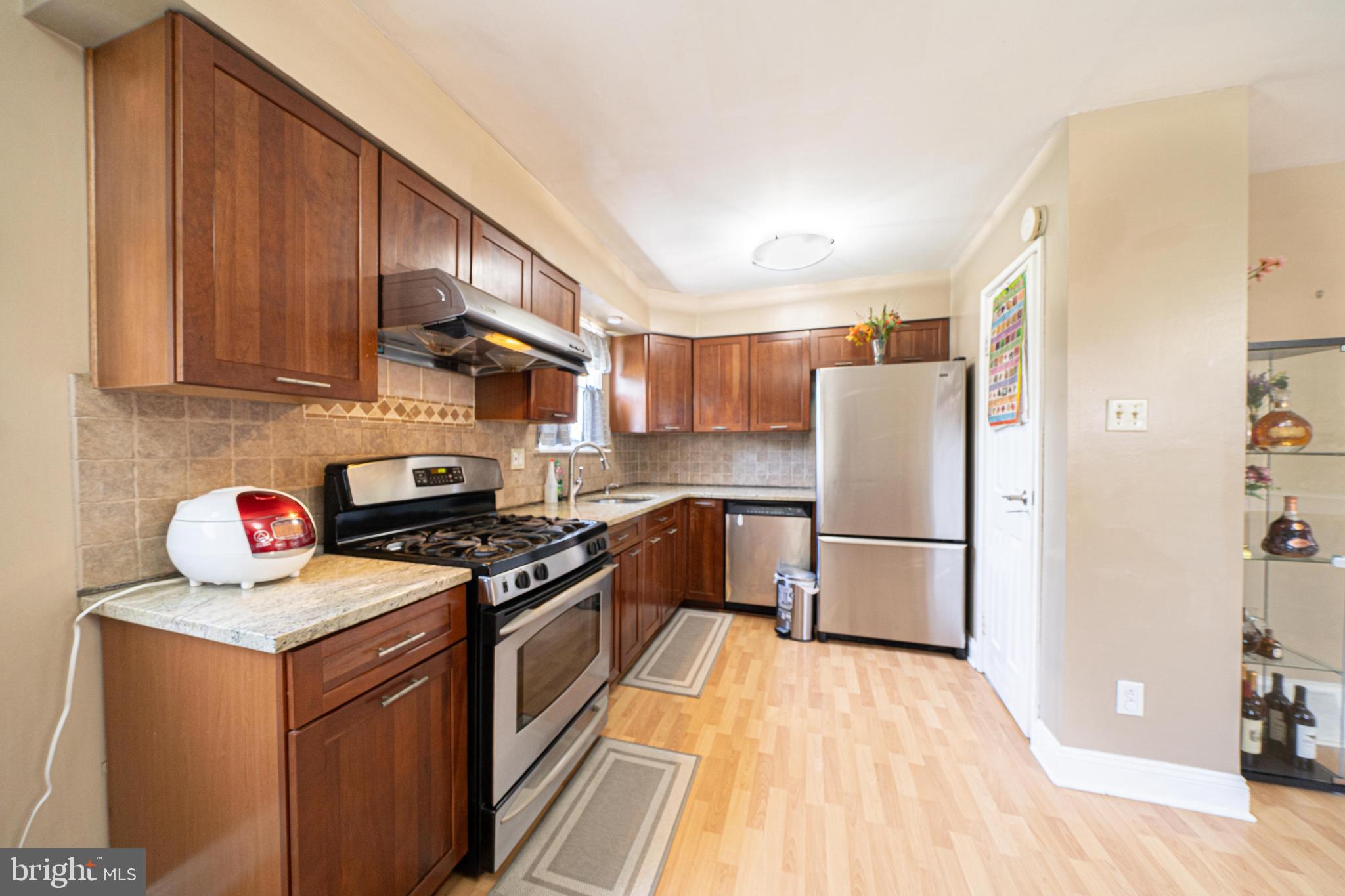 BUSTLETON - Residential