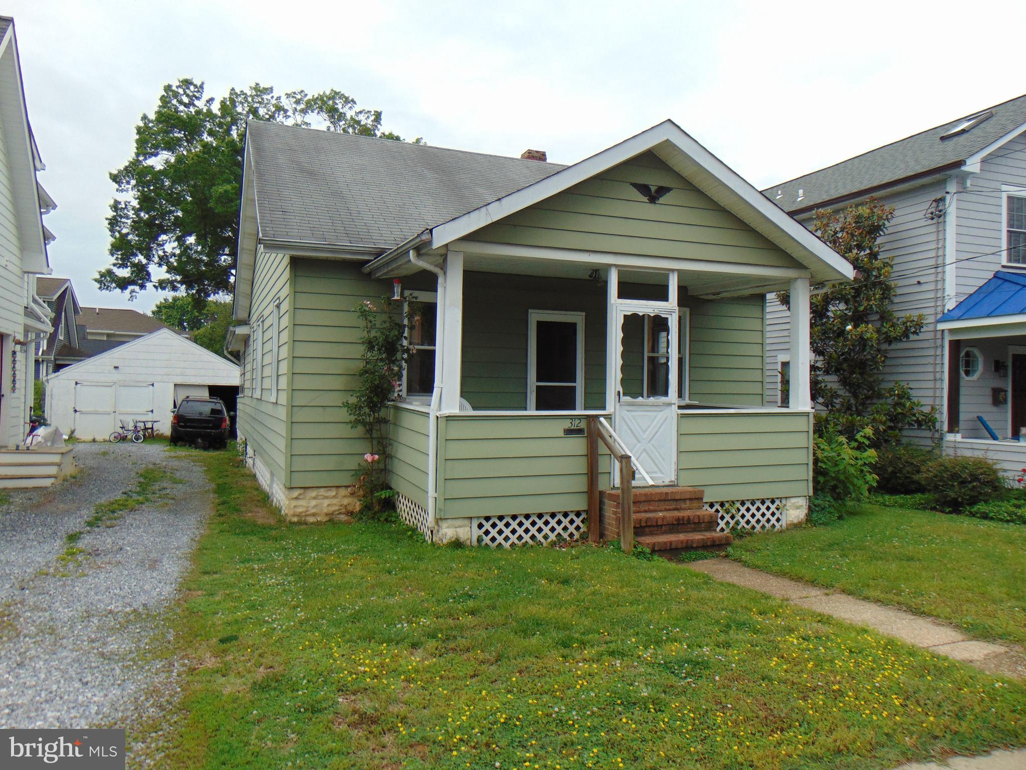 EASTPORT - Residential