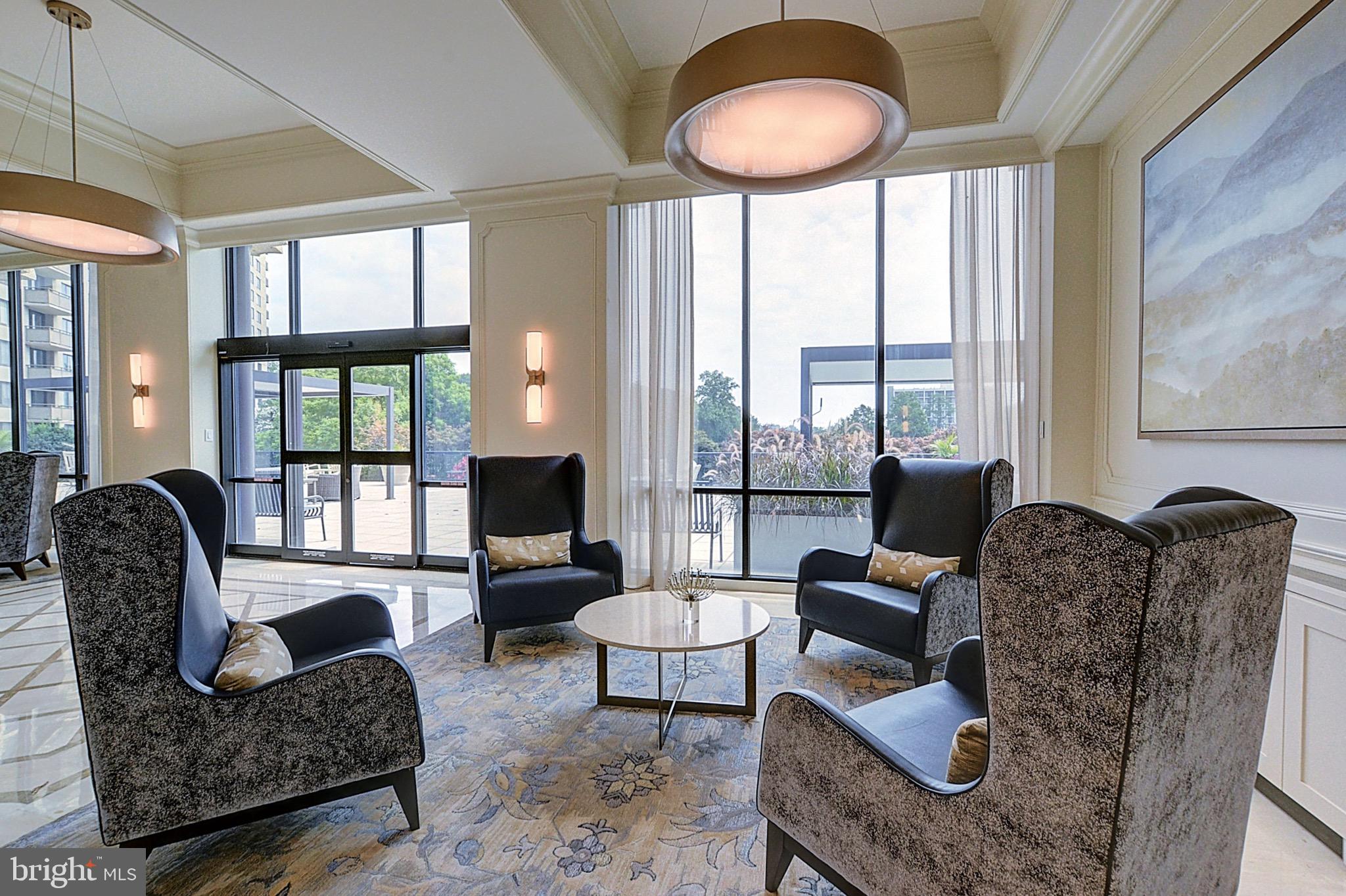 PROMENADE TOWERS - Residential