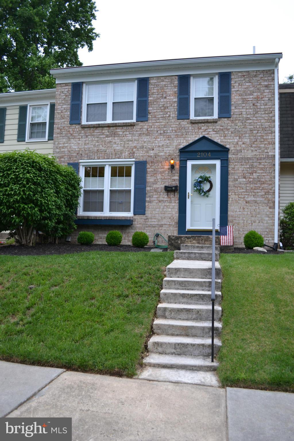 CROFTON COMMONS - Residential