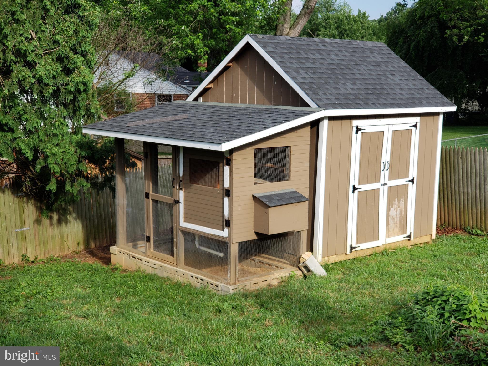 WHEATON WOODS - Residential Lease