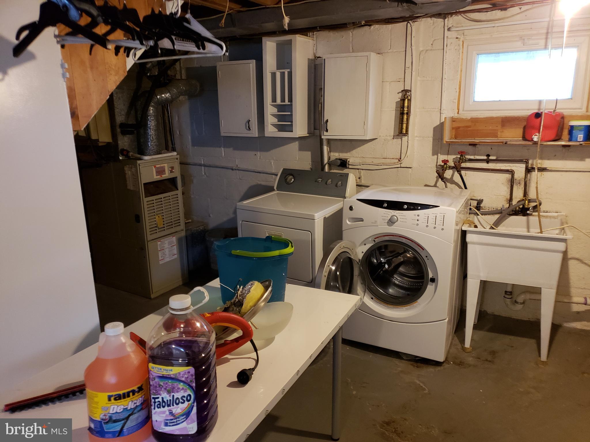 WHEATON WOODS - Residential Lease