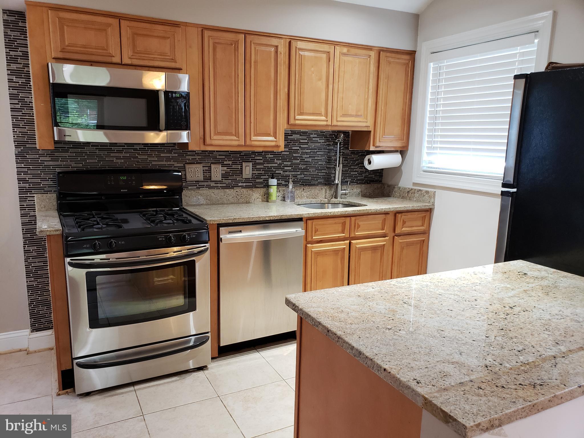WHEATON WOODS - Residential Lease