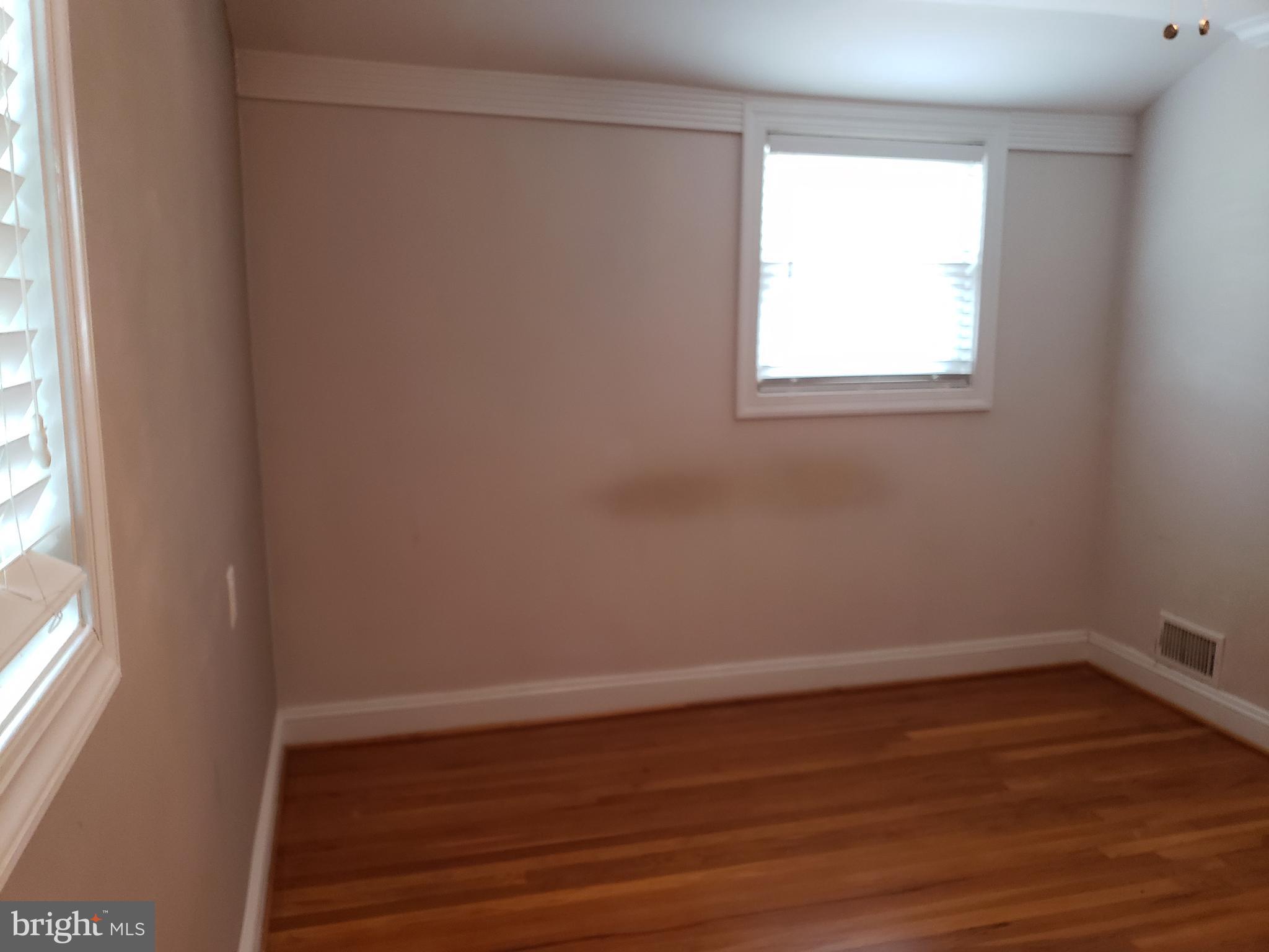 WHEATON WOODS - Residential Lease