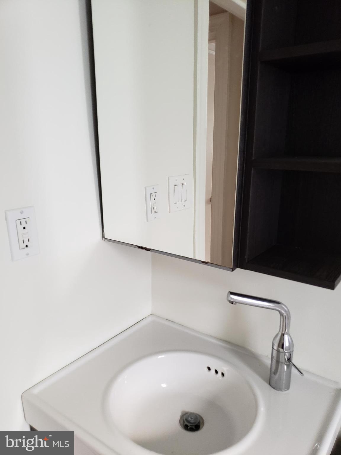 WHEATON WOODS - Residential Lease