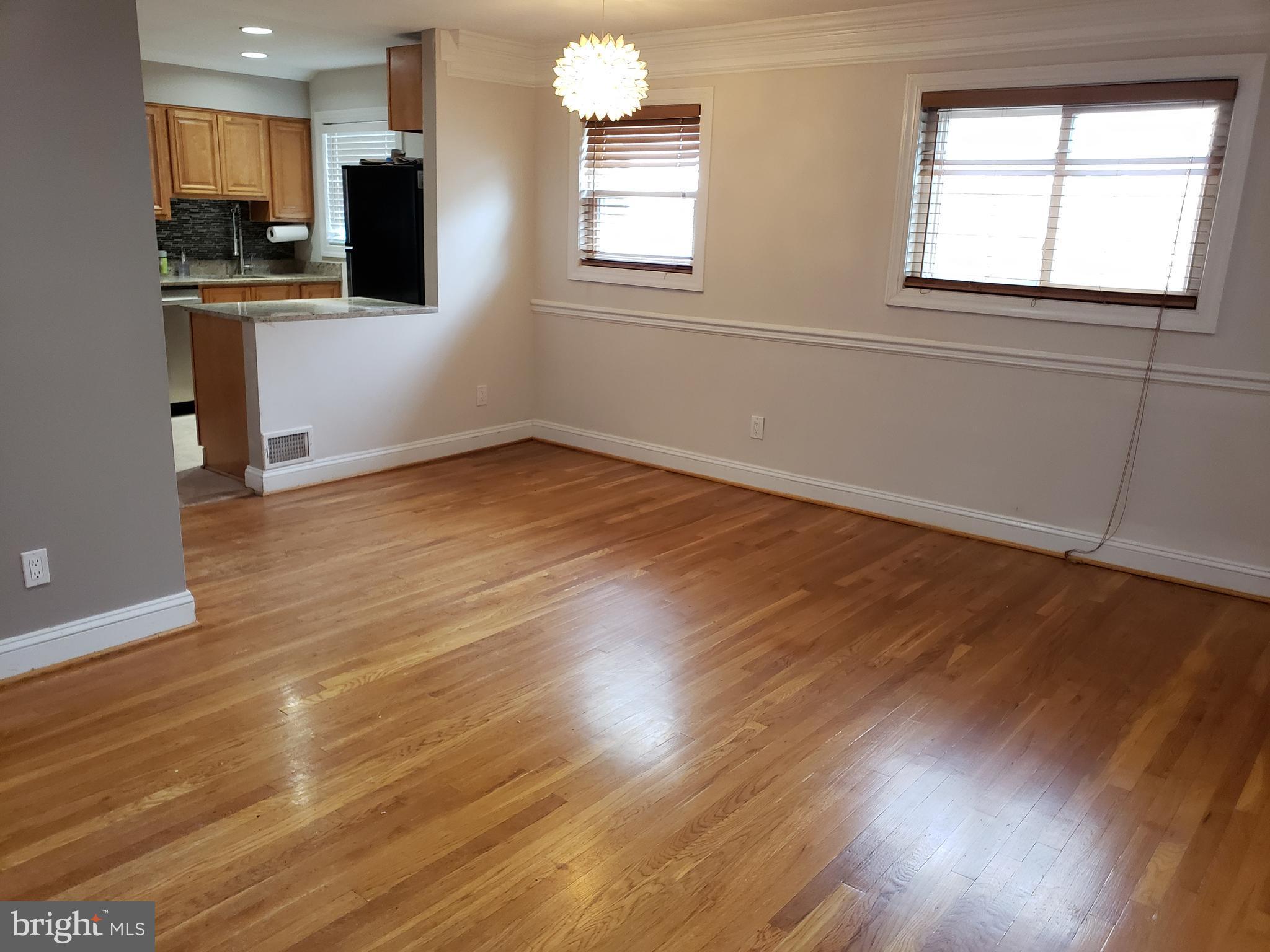 WHEATON WOODS - Residential Lease