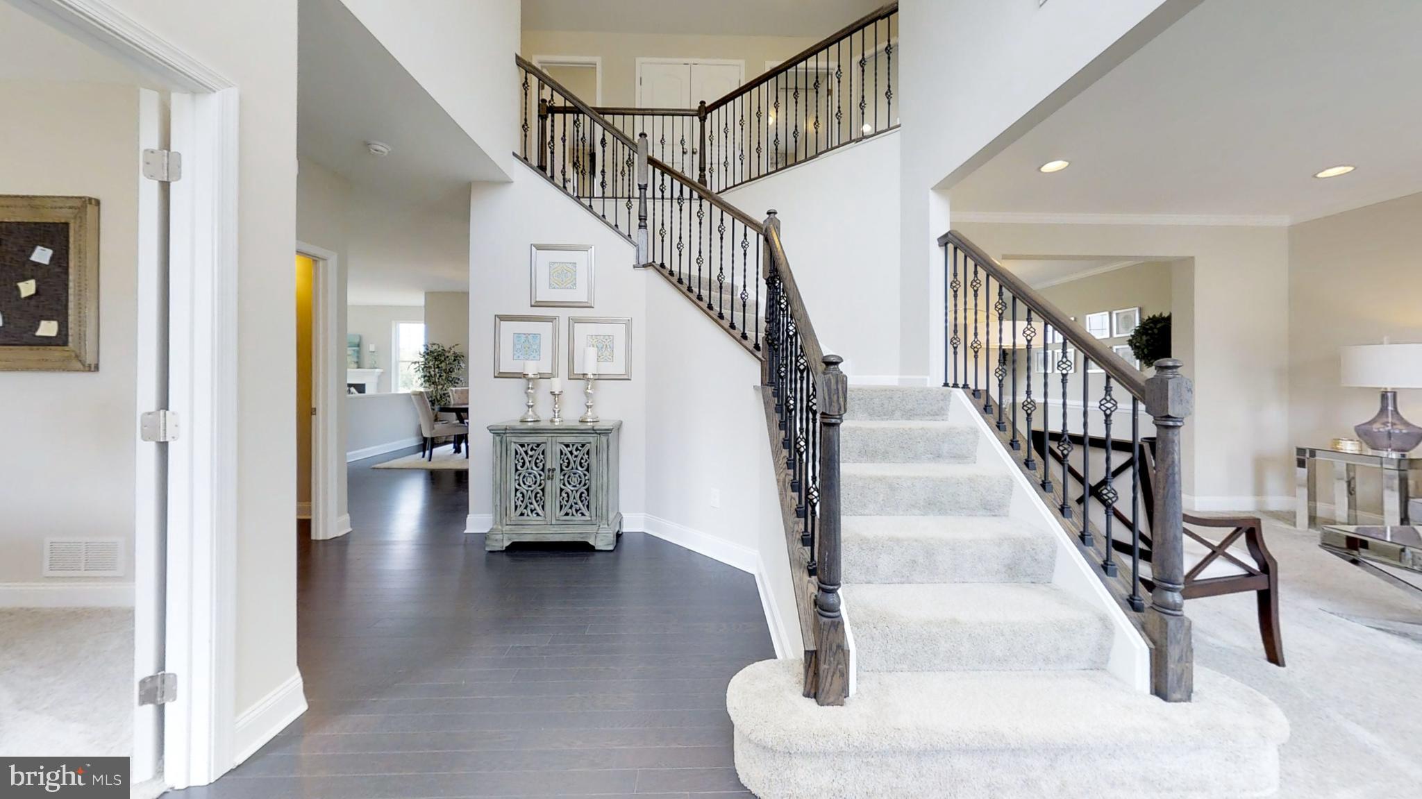 HIDDEN BROOK - Residential