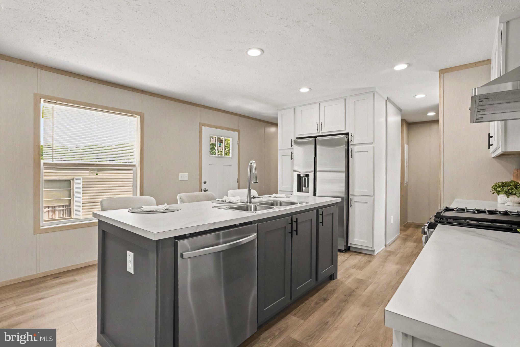 BEECHWOOD - Residential