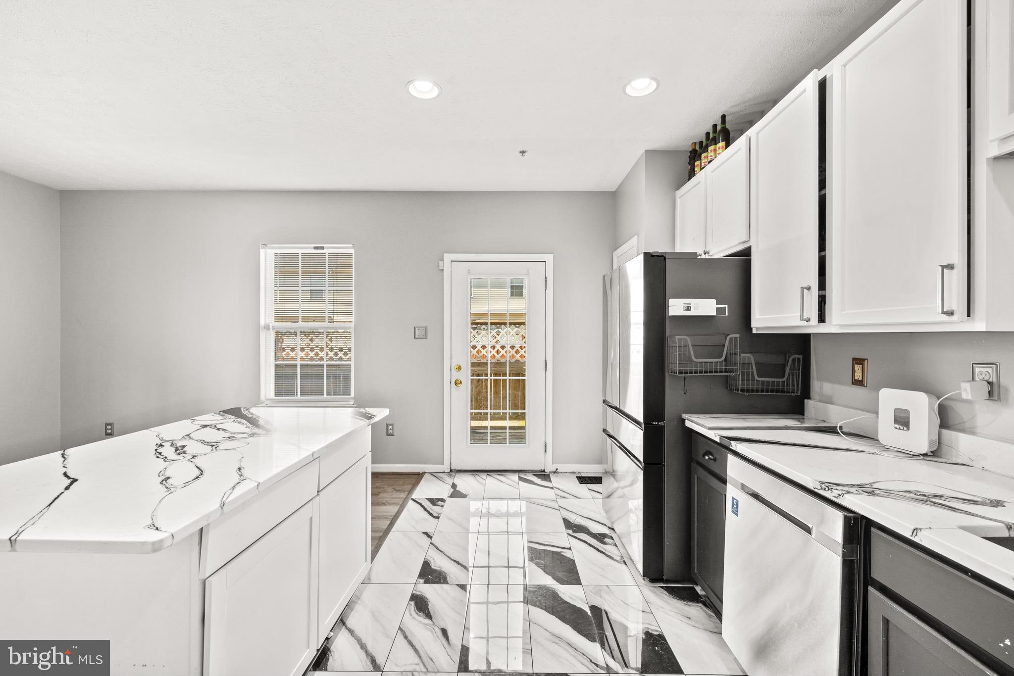 MIRAMAR LANDING - Residential