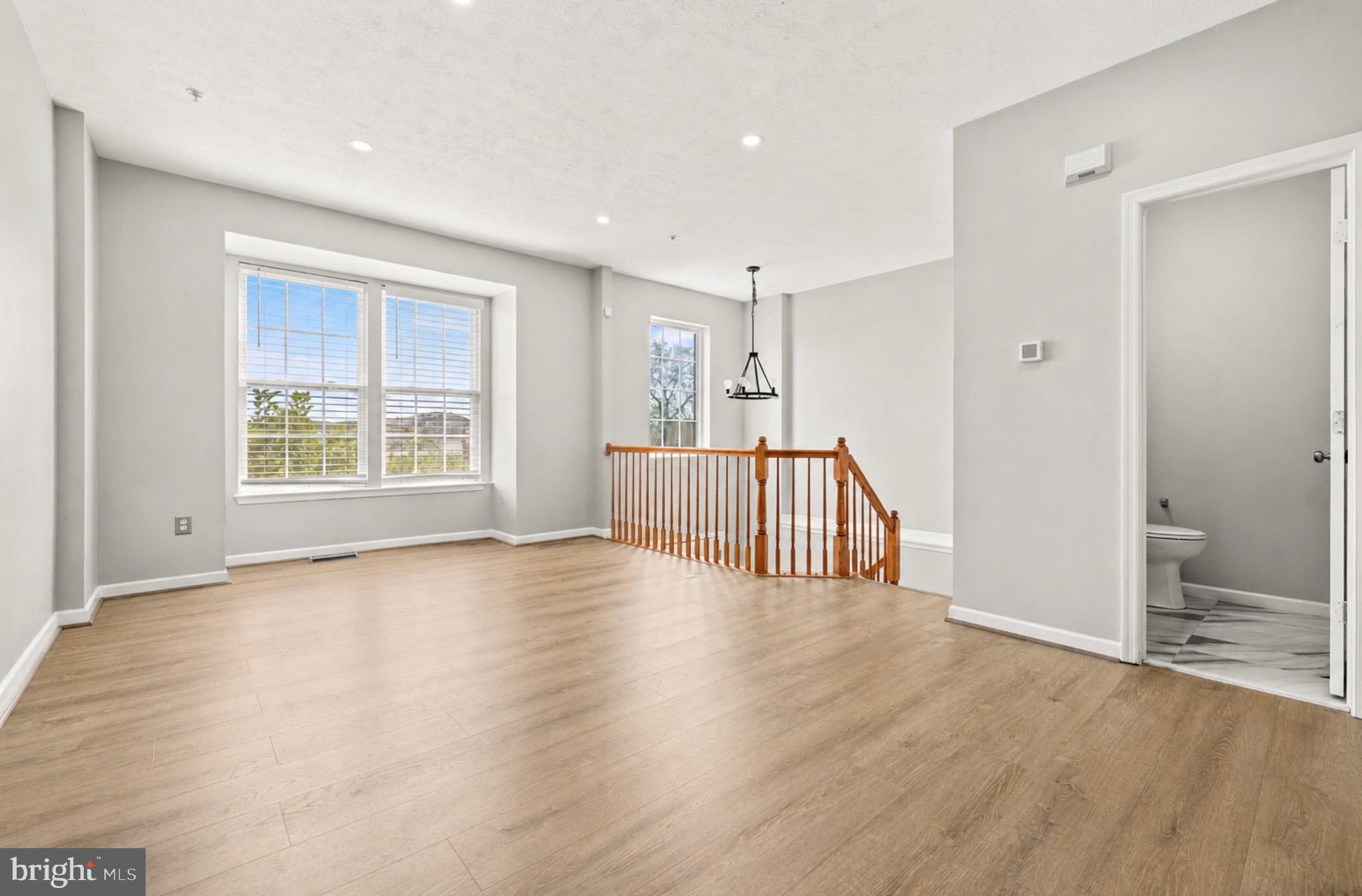 MIRAMAR LANDING - Residential