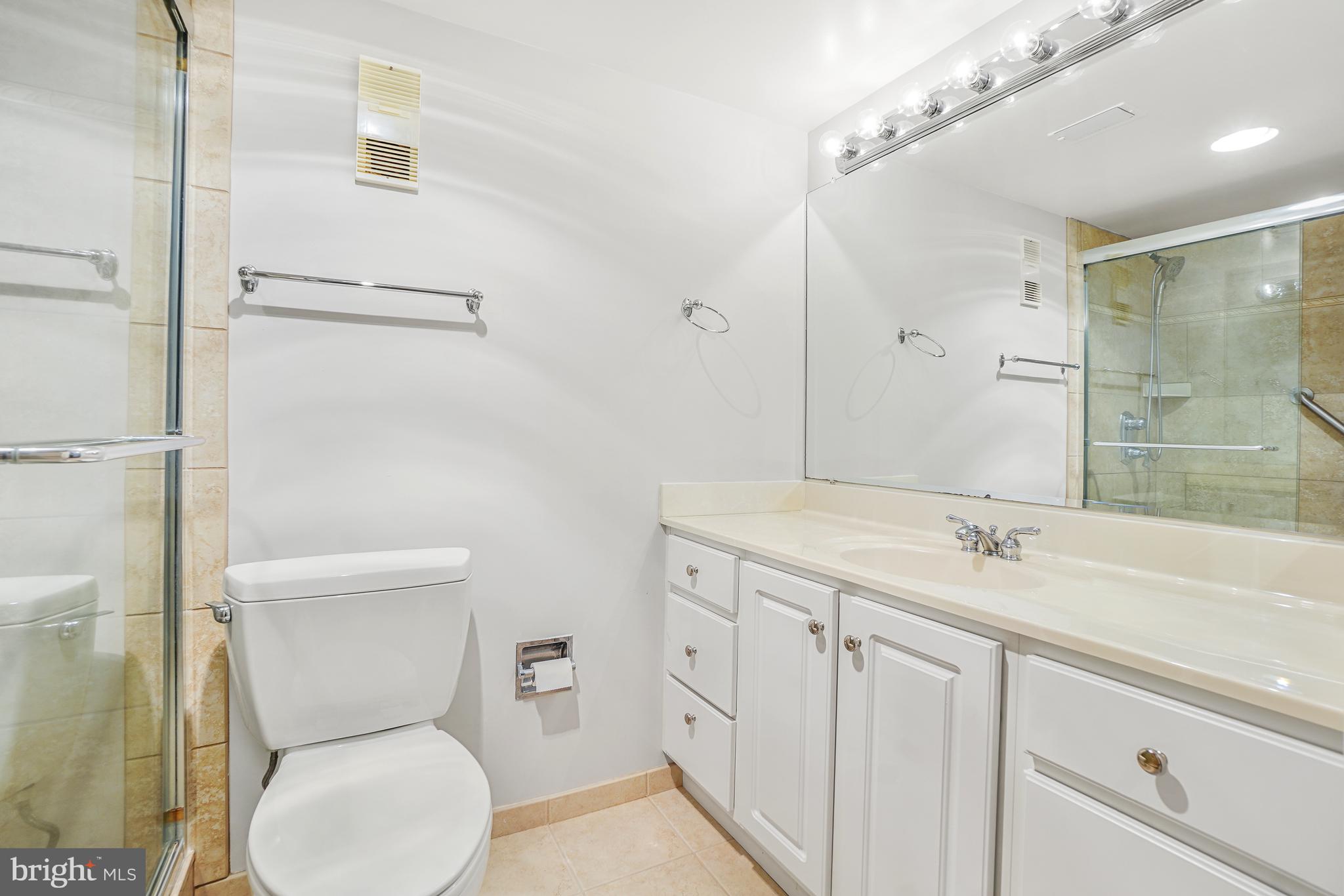 MONTEBELLO - Residential