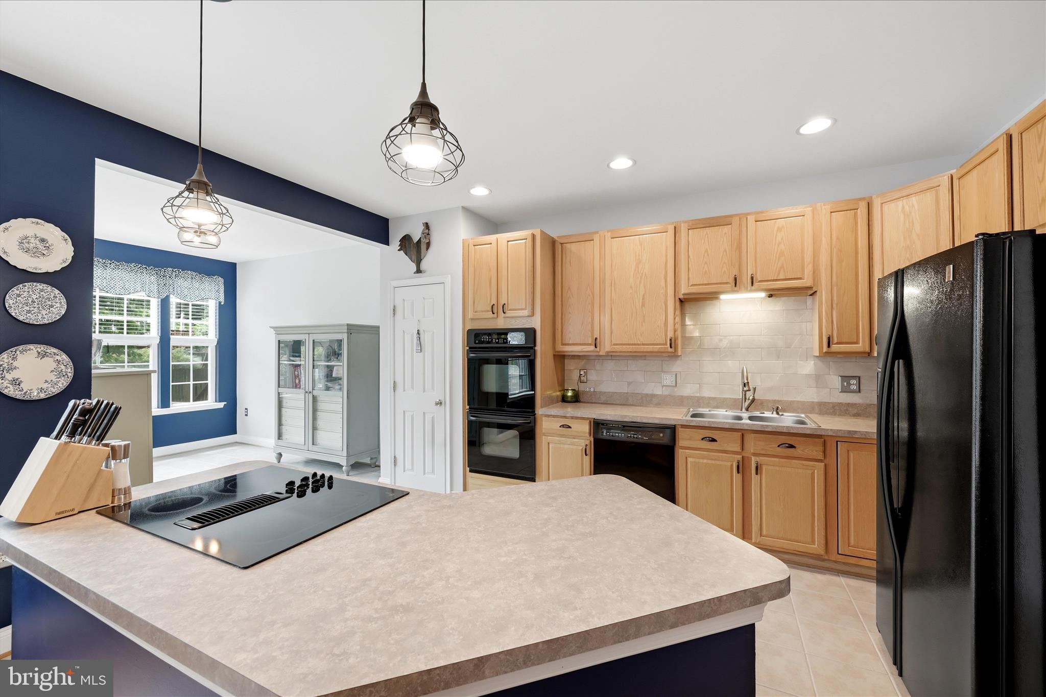 TOWNES OF BRANBURY GLEN - Residential