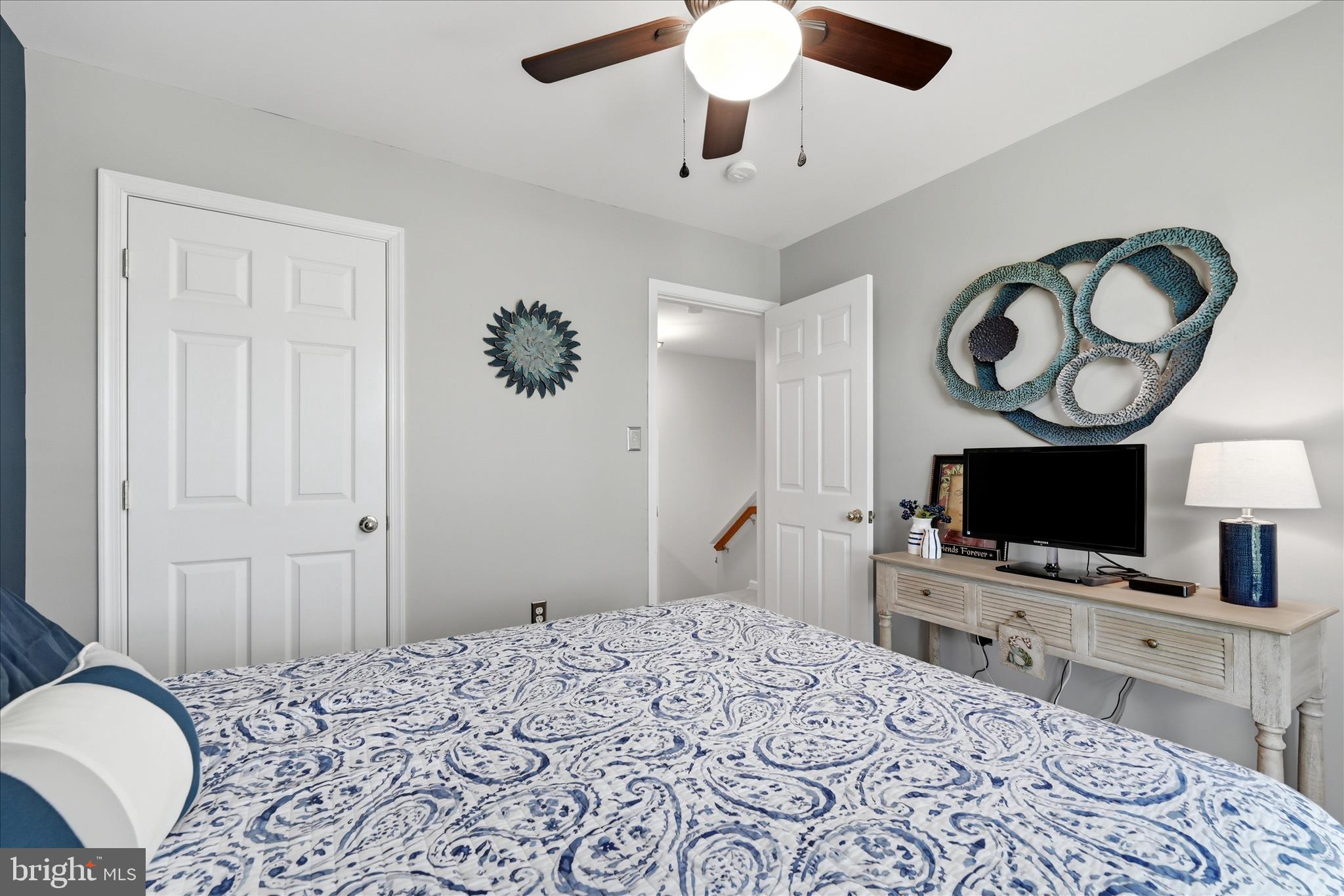 TOWNES OF BRANBURY GLEN - Residential