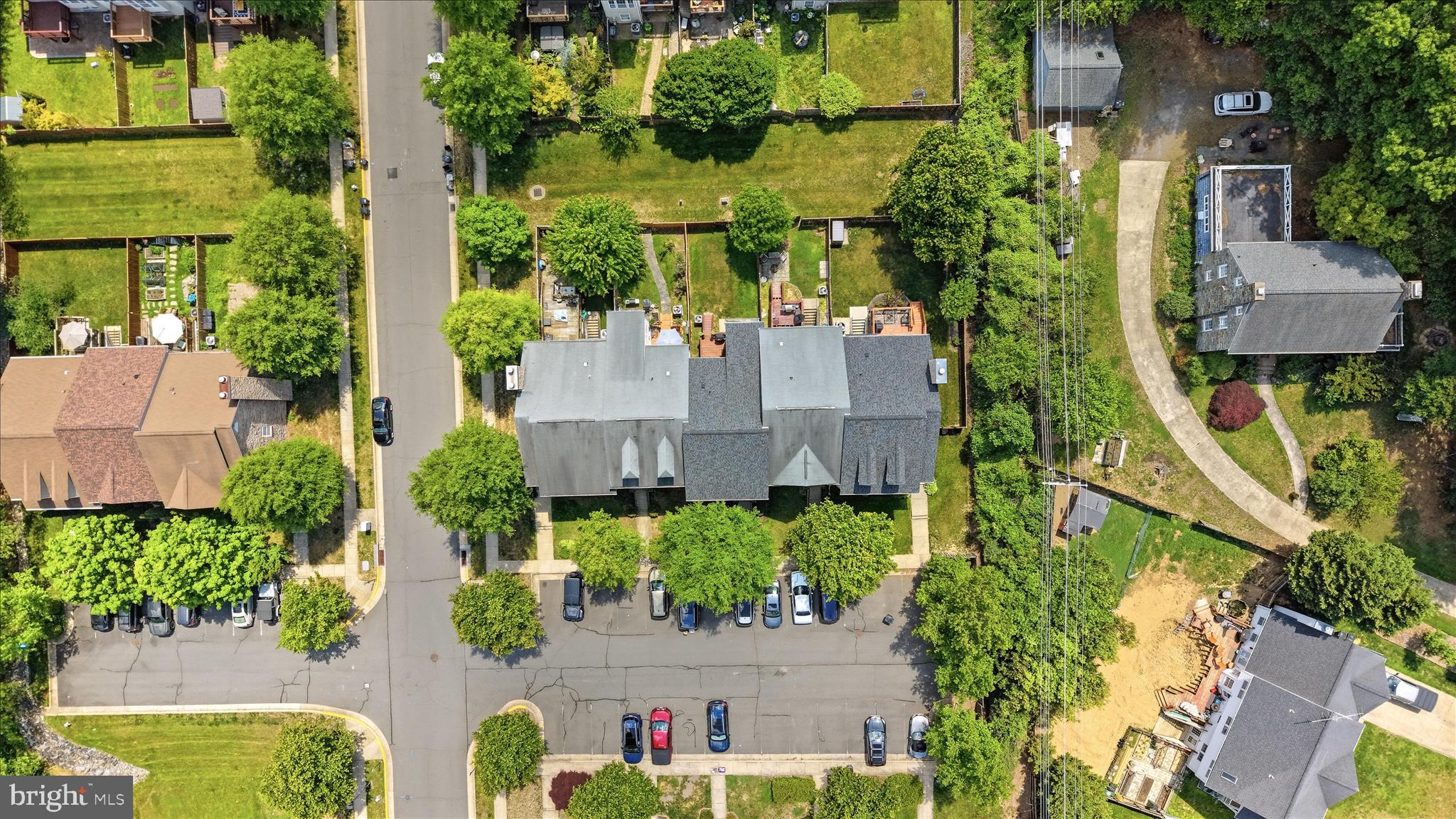 TOWNES OF BRANBURY GLEN - Residential