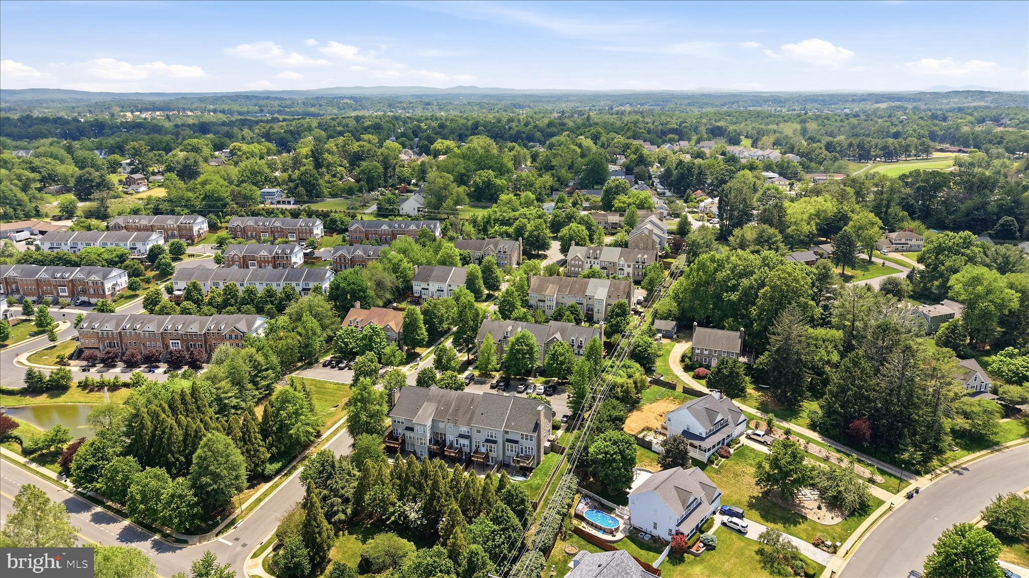 TOWNES OF BRANBURY GLEN - Residential